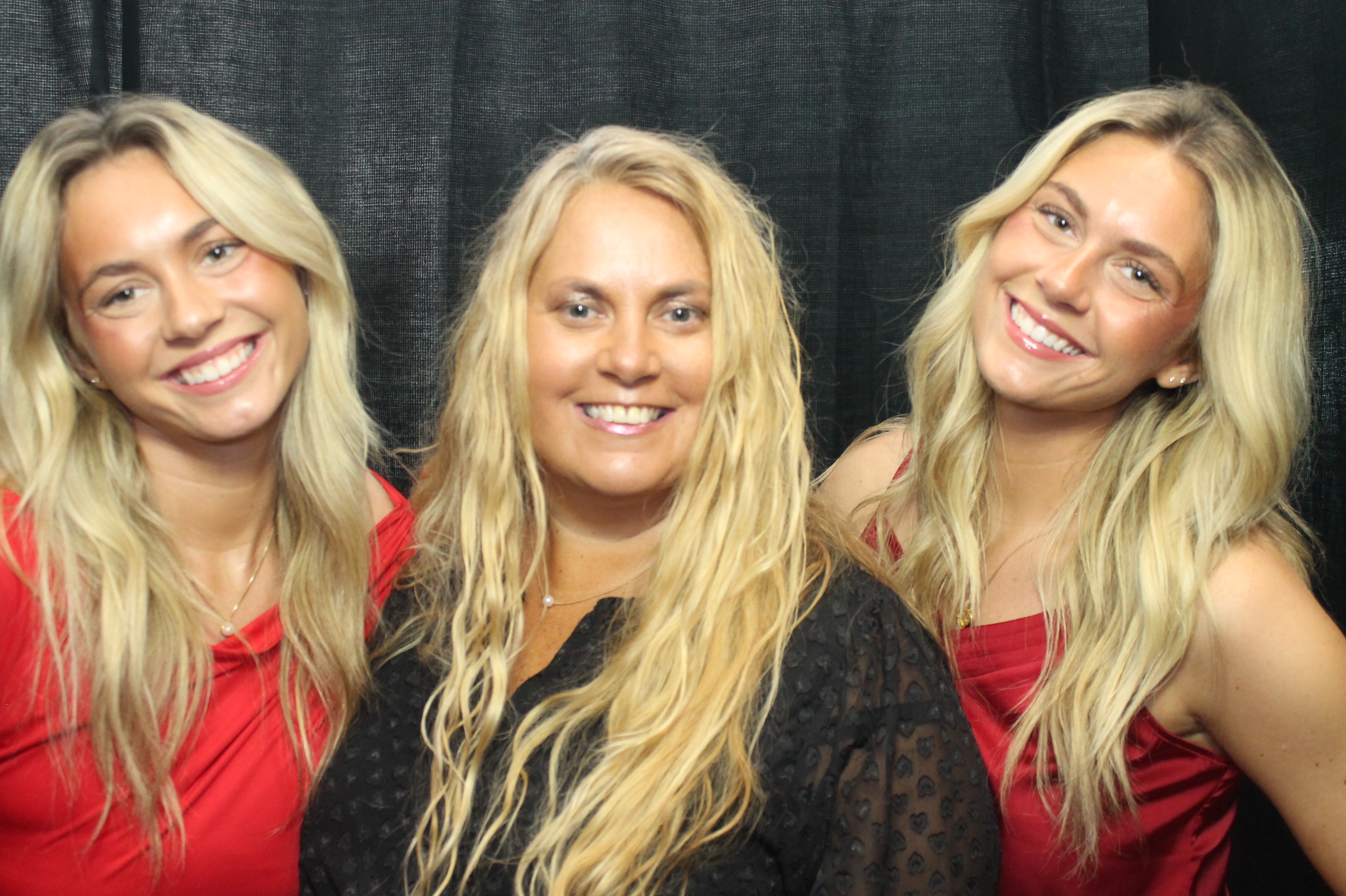 Alpha Phi Red Dress Gala | View more photos from the event at gallery.photoboothcincy.com/u/PhotoBoothCincy/Alpha-Phi-Red-Dress-Gala