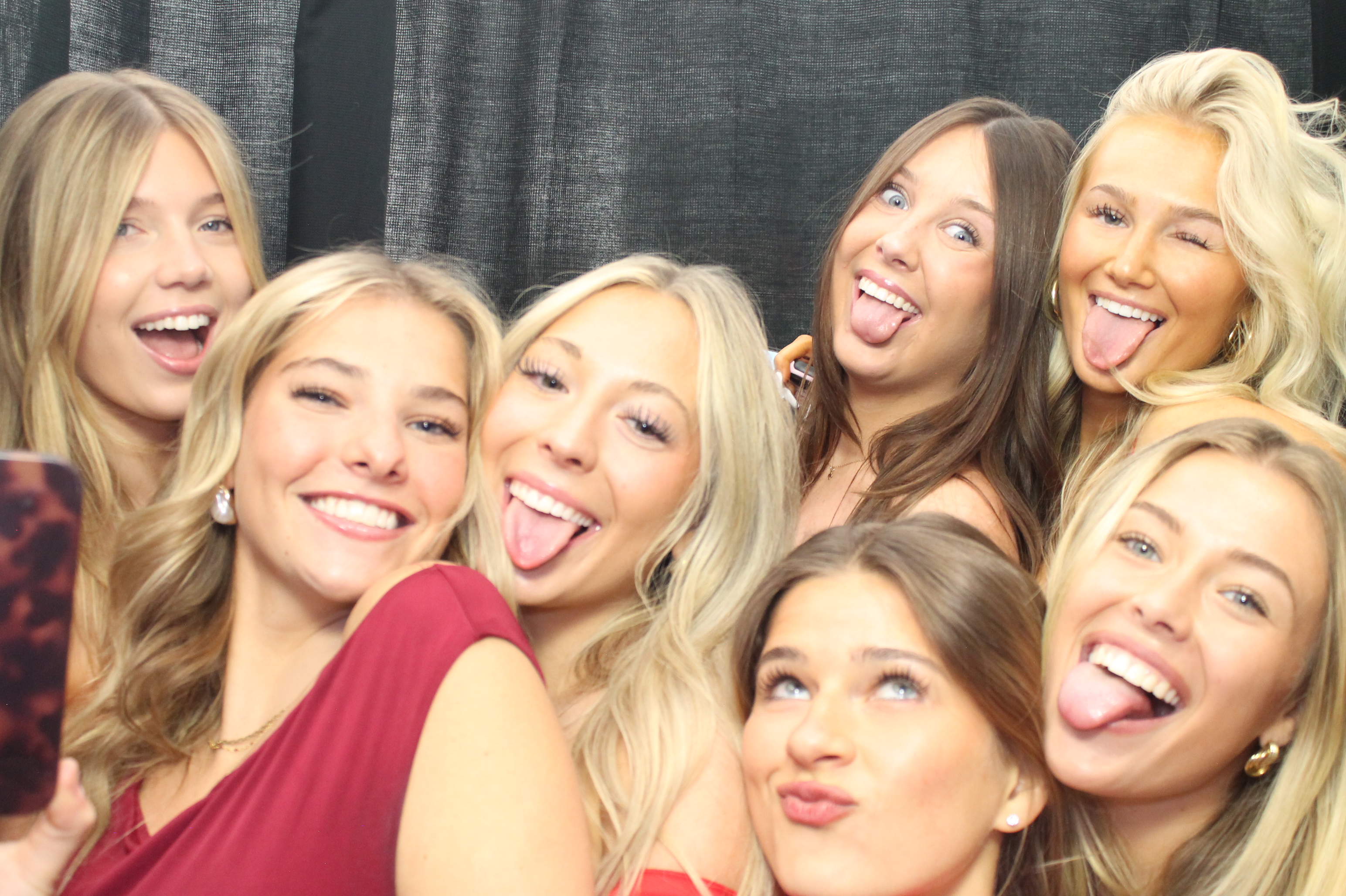 Alpha Phi Red Dress Gala | View more photos from the event at gallery.photoboothcincy.com/u/PhotoBoothCincy/Alpha-Phi-Red-Dress-Gala