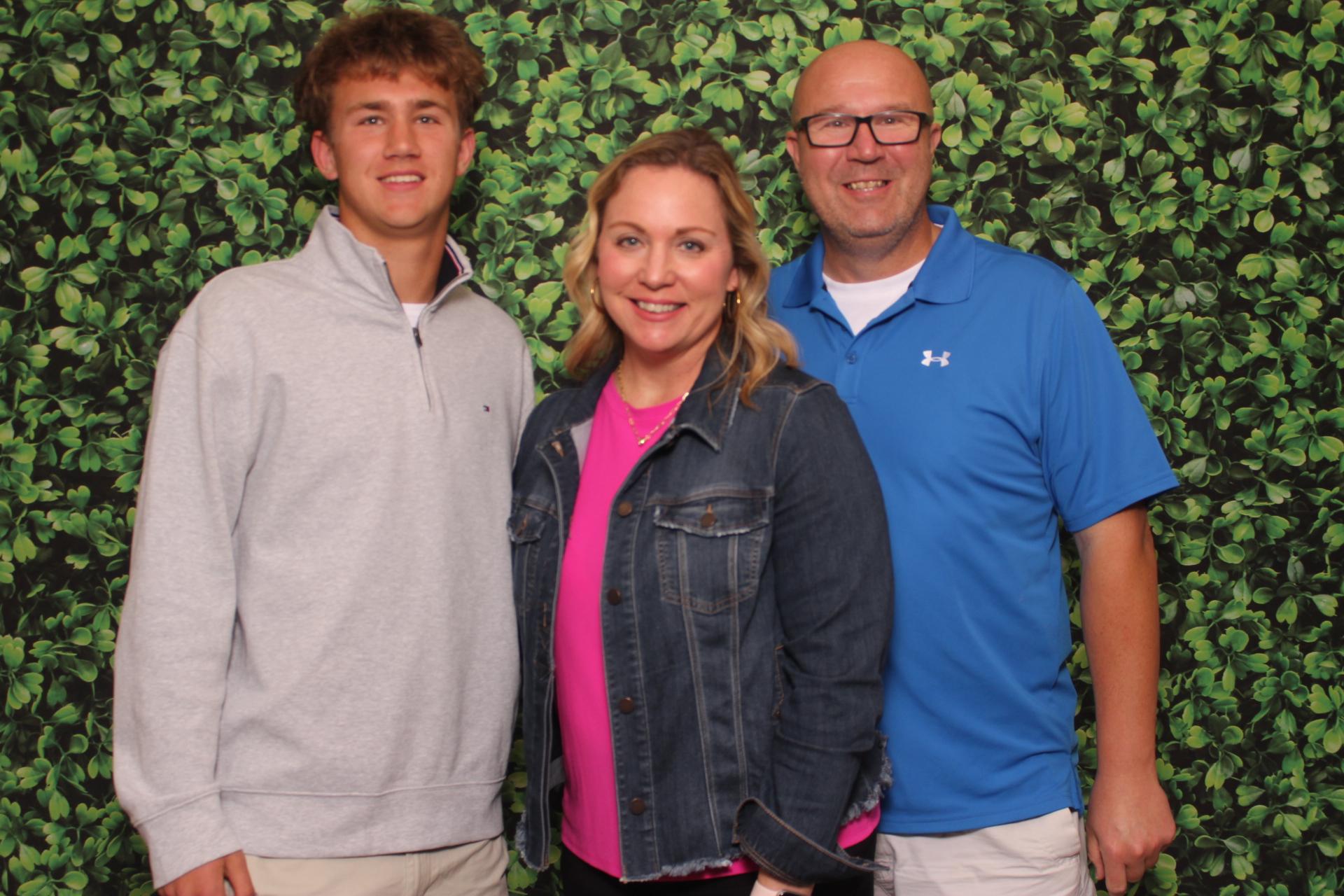 Alter High School Class of 2026 | View more photos from the event at gallery.photoboothcincy.com/u/PhotoBoothCincy/Alter-High-School-Class-of-2026