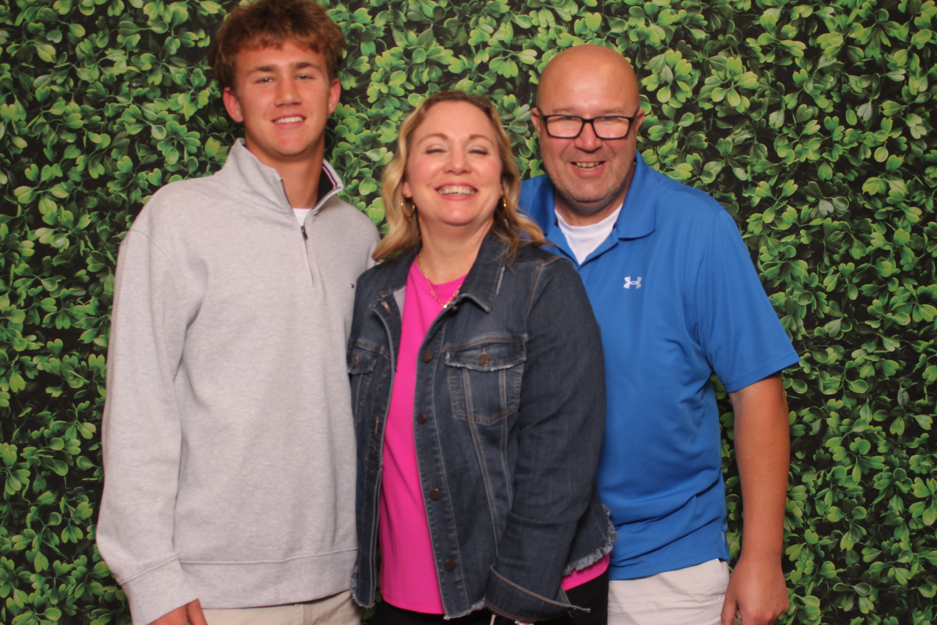 Alter High School Class of 2026 | View more photos from the event at gallery.photoboothcincy.com/u/PhotoBoothCincy/Alter-High-School-Class-of-2026