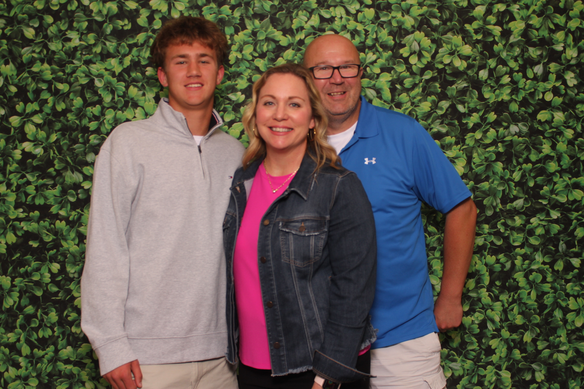 Alter High School Class of 2026 | View more photos from the event at gallery.photoboothcincy.com/u/PhotoBoothCincy/Alter-High-School-Class-of-2026