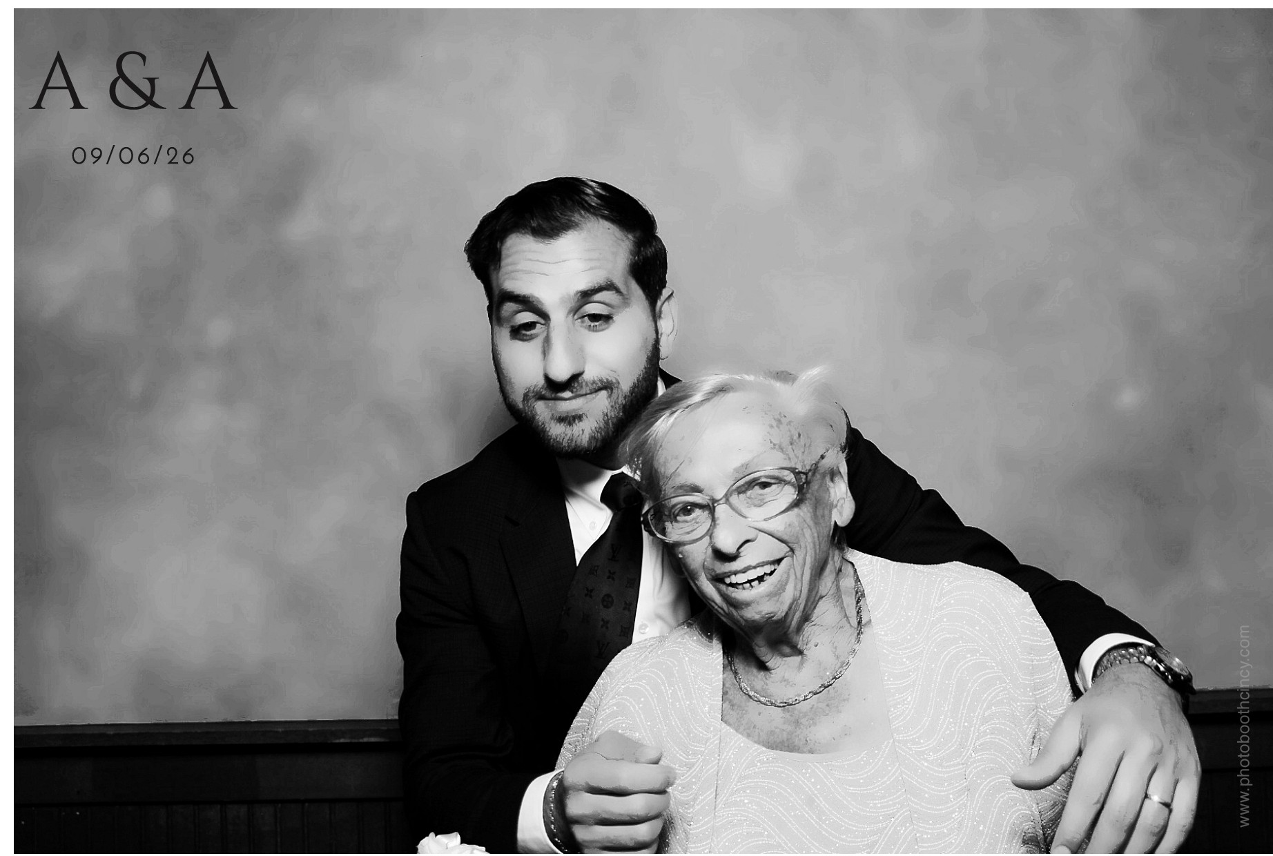 Amira & Alex | View more photos from the event at gallery.photoboothcincy.com/u/PhotoBoothCincy/Amira-Alex
