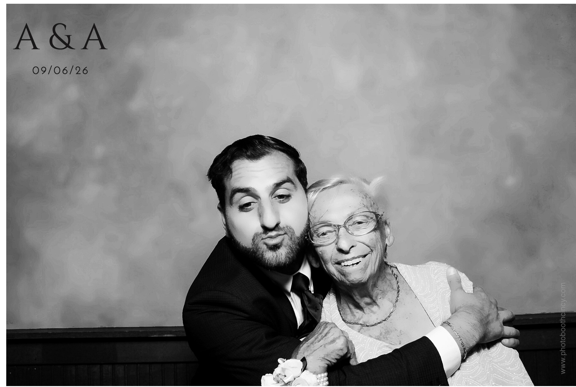 Amira & Alex | View more photos from the event at gallery.photoboothcincy.com/u/PhotoBoothCincy/Amira-Alex