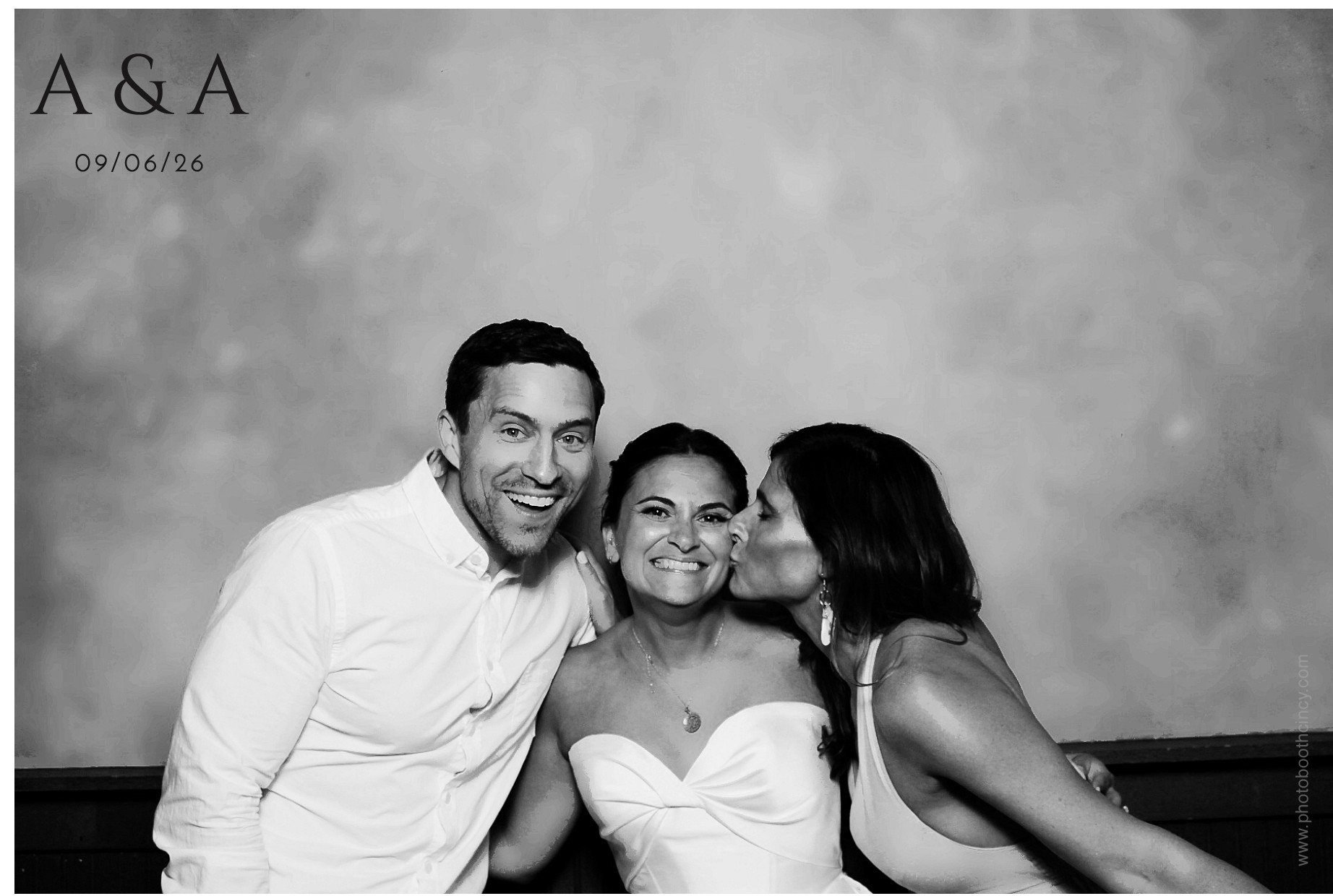 Amira & Alex | View more photos from the event at gallery.photoboothcincy.com/u/PhotoBoothCincy/Amira-Alex