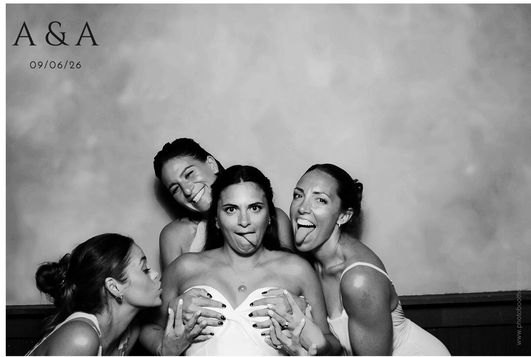 Amira & Alex | View more photos from the event at gallery.photoboothcincy.com/u/PhotoBoothCincy/Amira-Alex