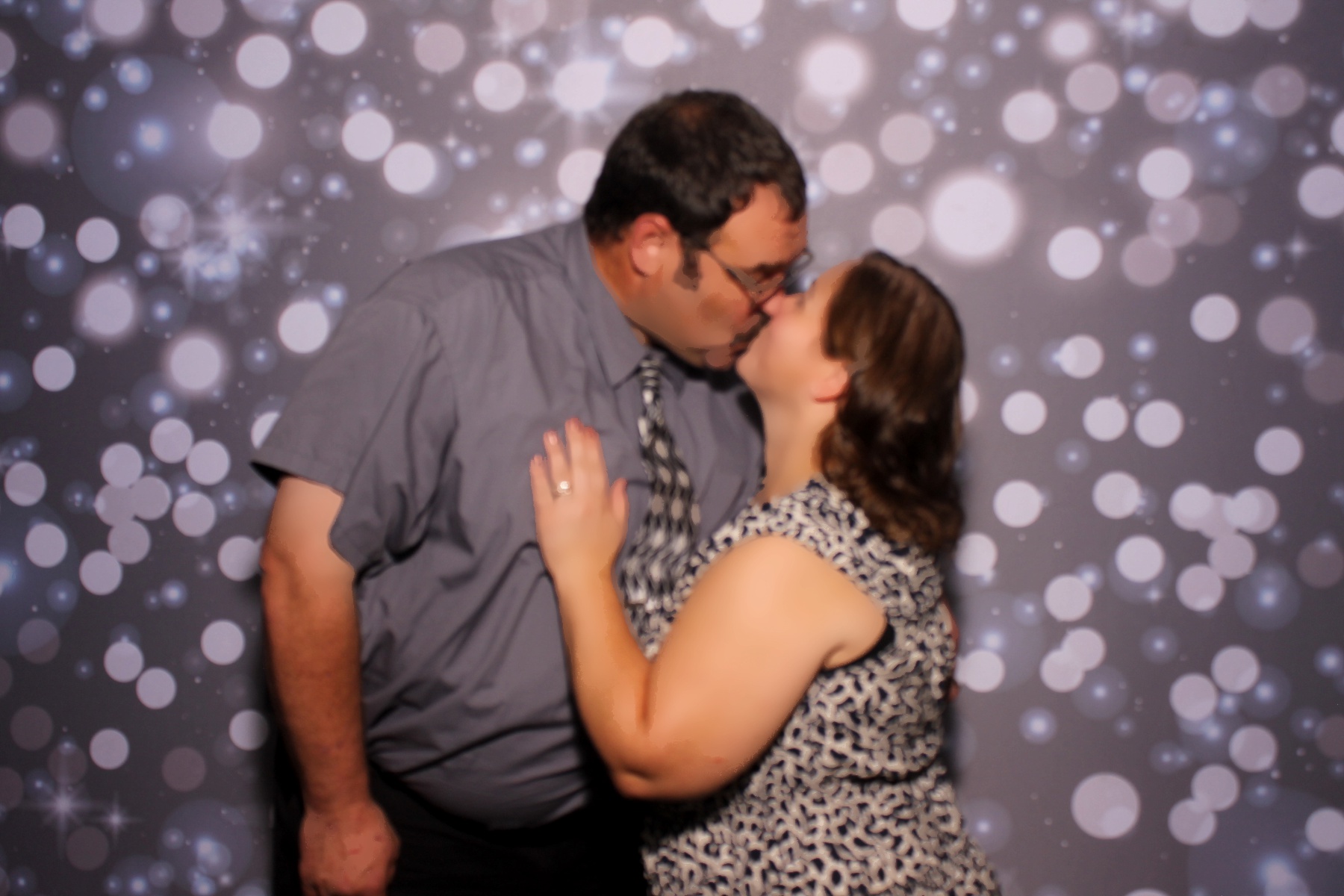 Andrew & Courtney | View more photos from the event at gallery.photoboothcincy.com/u/PhotoBoothCincy/Andrew-Courtney