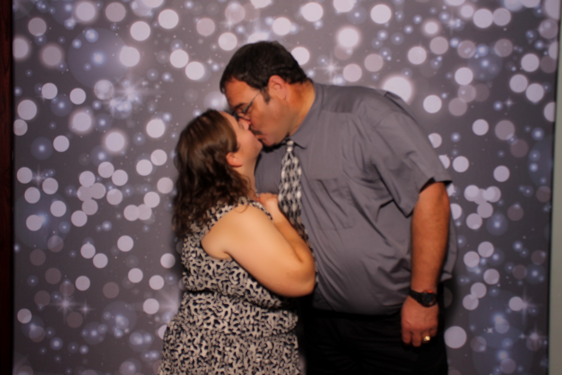 Andrew & Courtney | View more photos from the event at gallery.photoboothcincy.com/u/PhotoBoothCincy/Andrew-Courtney