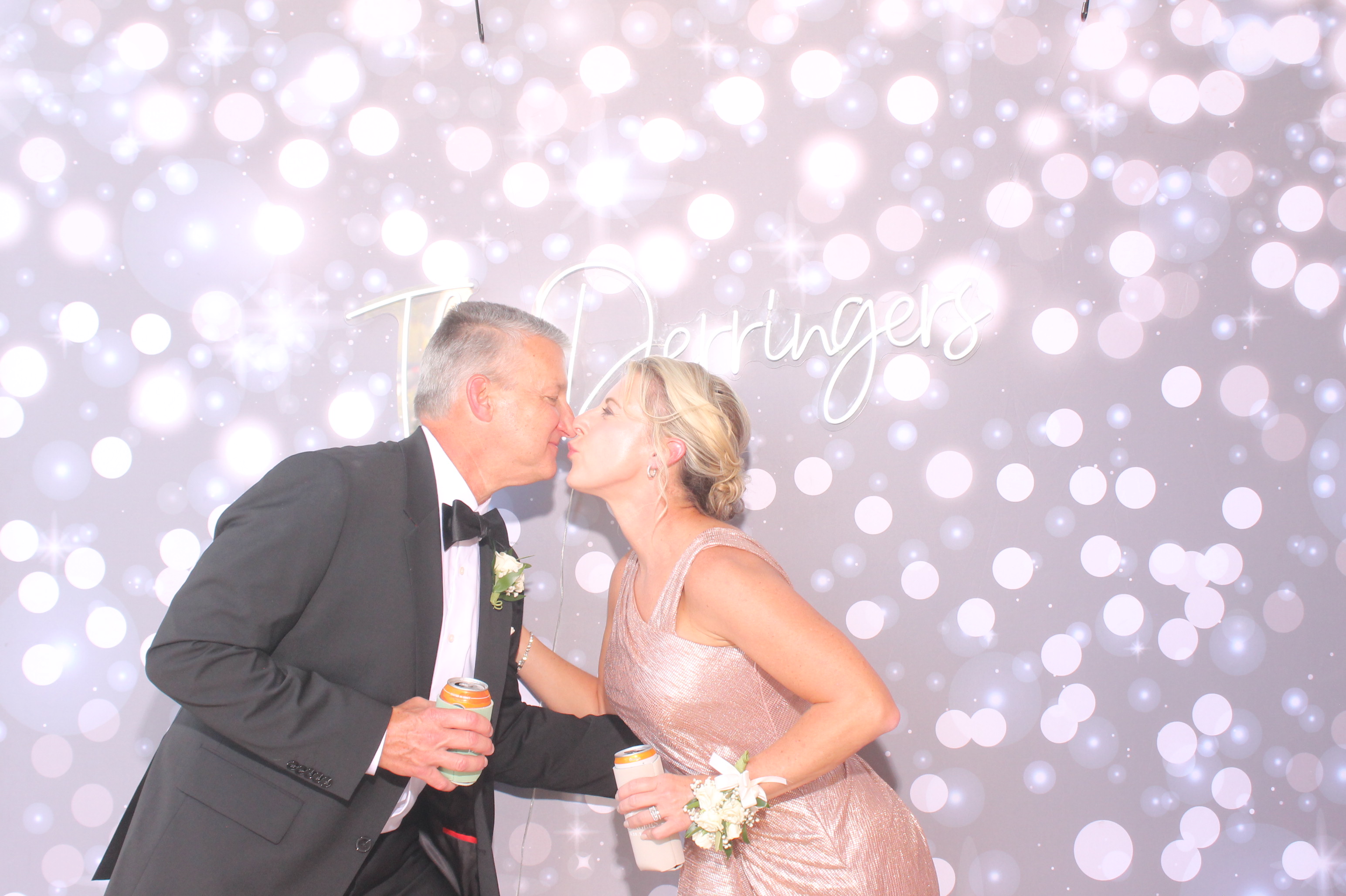 Anna & Johnny | View more photos from the event at gallery.photoboothcincy.com/u/PhotoBoothCincy/Anna-Johnny
