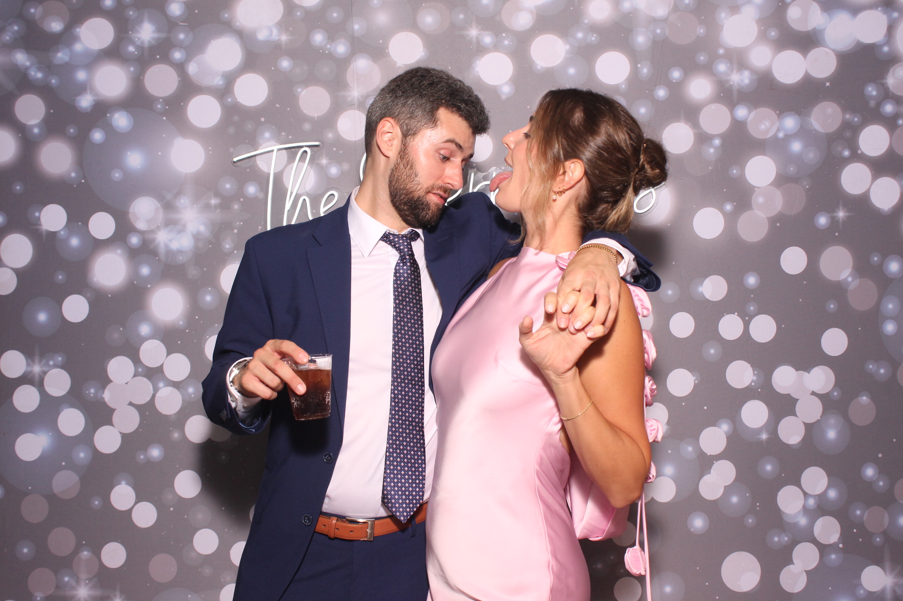 Anna & Johnny | View more photos from the event at gallery.photoboothcincy.com/u/PhotoBoothCincy/Anna-Johnny