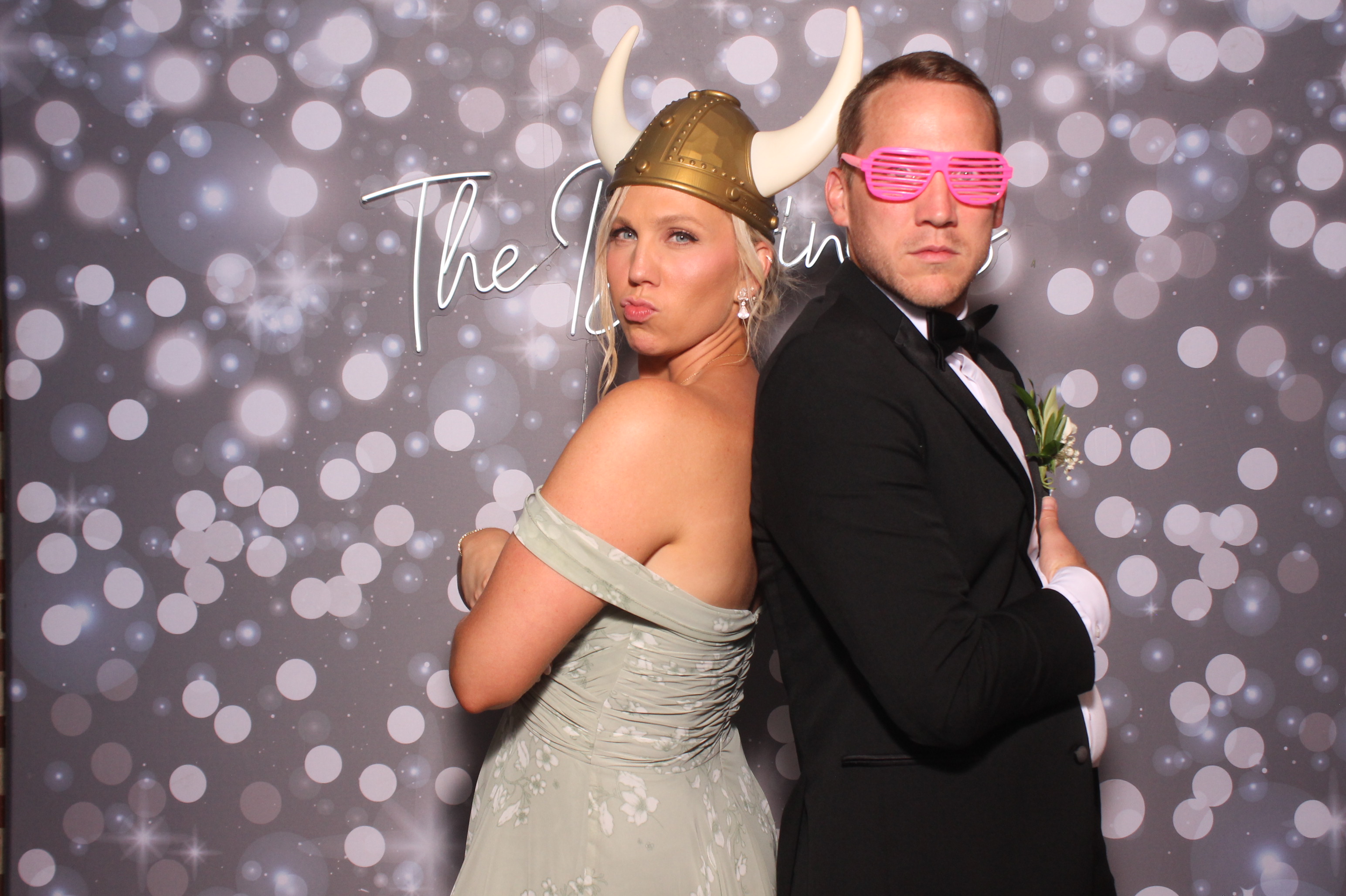 Anna & Johnny | View more photos from the event at gallery.photoboothcincy.com/u/PhotoBoothCincy/Anna-Johnny