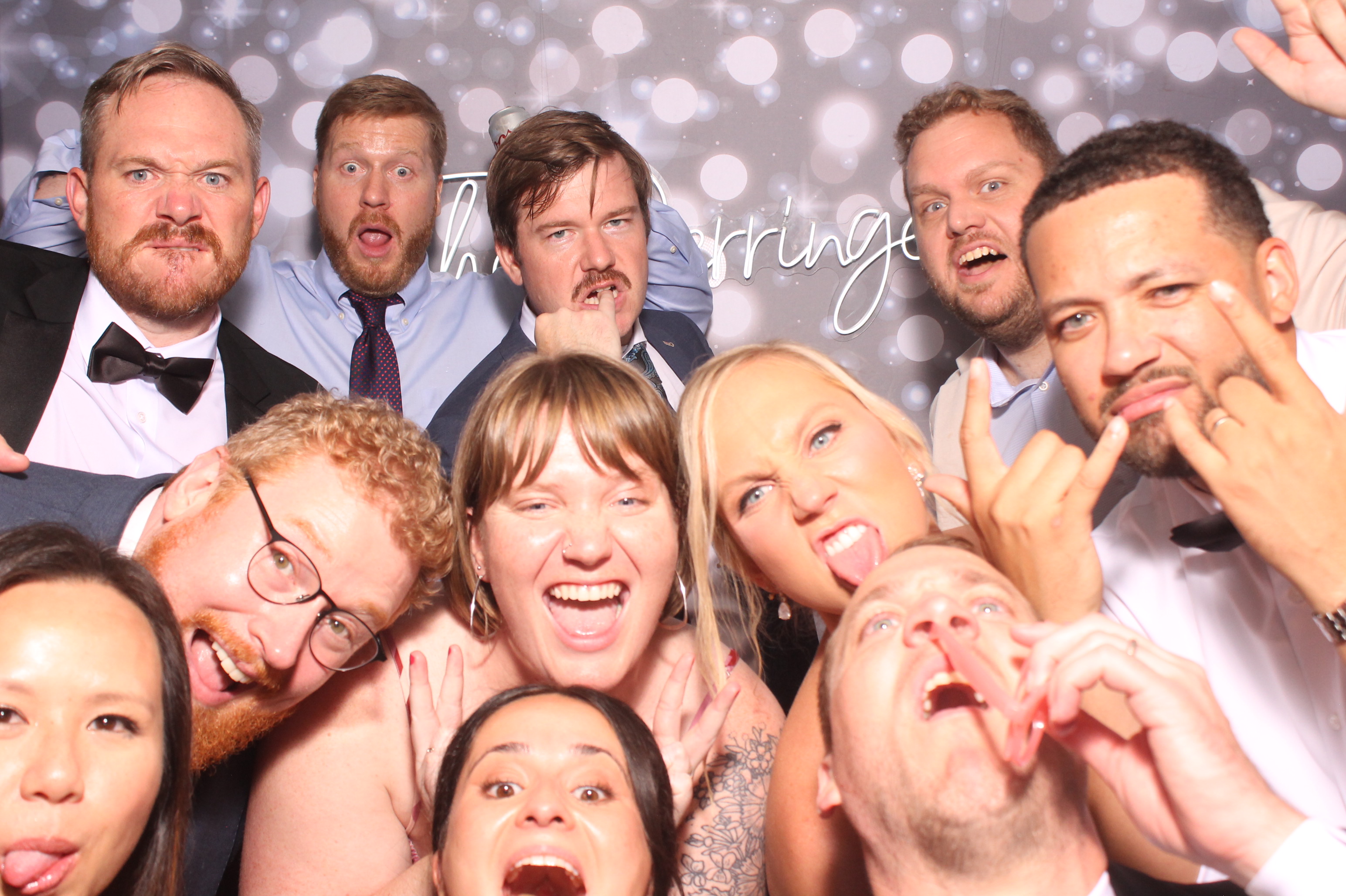 Anna & Johnny | View more photos from the event at gallery.photoboothcincy.com/u/PhotoBoothCincy/Anna-Johnny