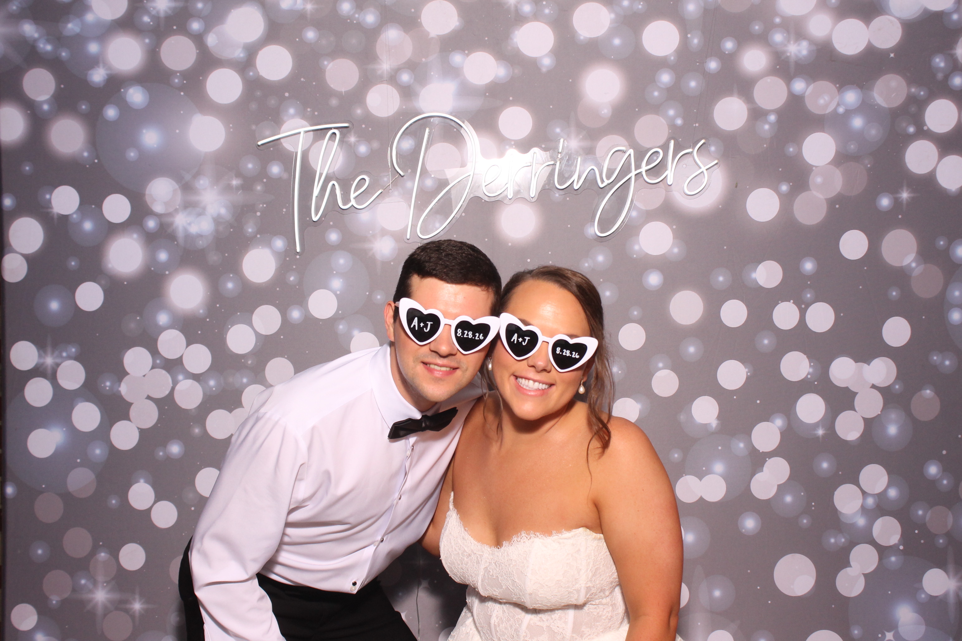 Anna & Johnny | View more photos from the event at gallery.photoboothcincy.com/u/PhotoBoothCincy/Anna-Johnny