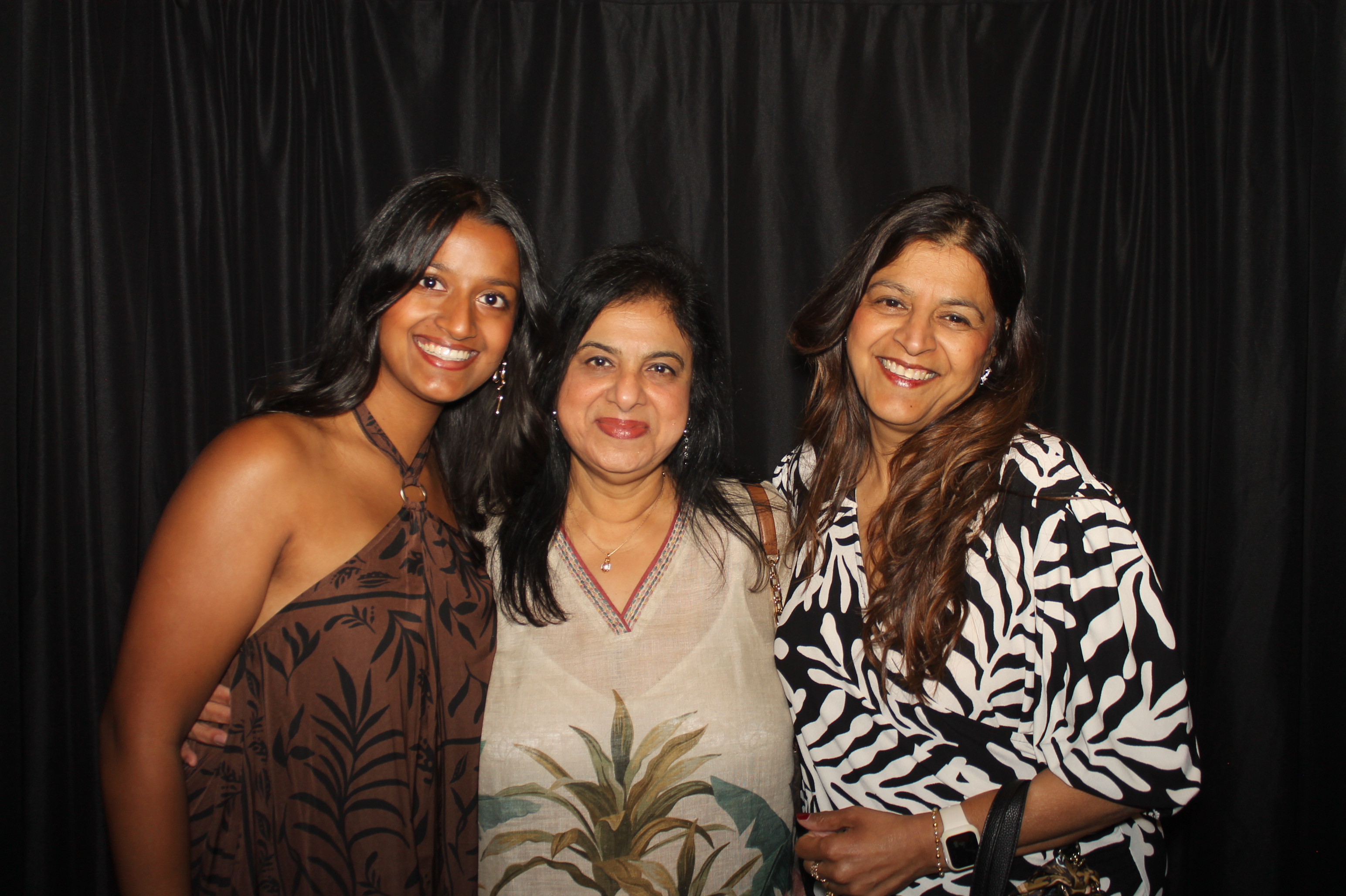 Anushree & Sunder's Baby Shower | View more photos from the event at gallery.photoboothcincy.com/u/PhotoBoothCincy/Anushree-Sunders-Baby-Shower