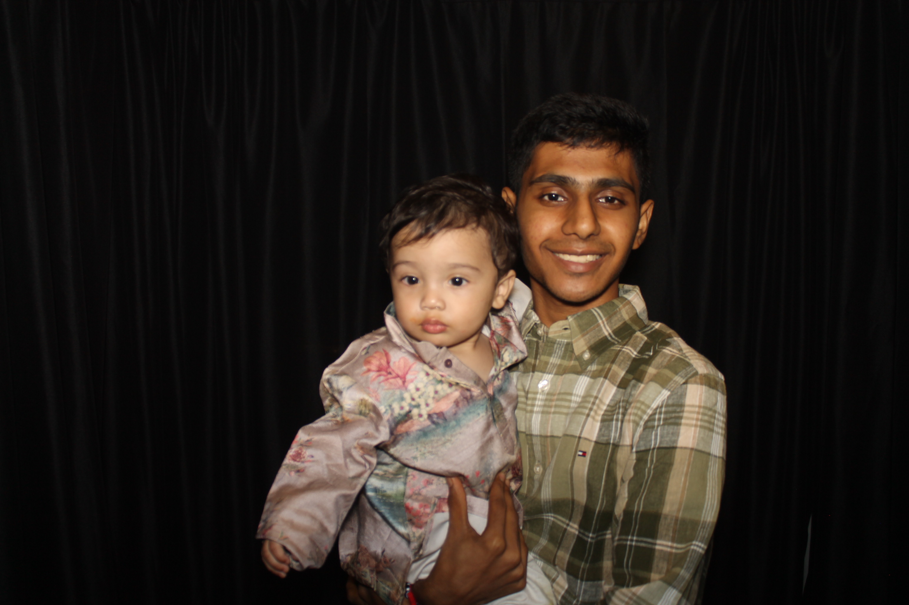 Anushree & Sunder's Baby Shower | View more photos from the event at gallery.photoboothcincy.com/u/PhotoBoothCincy/Anushree-Sunders-Baby-Shower