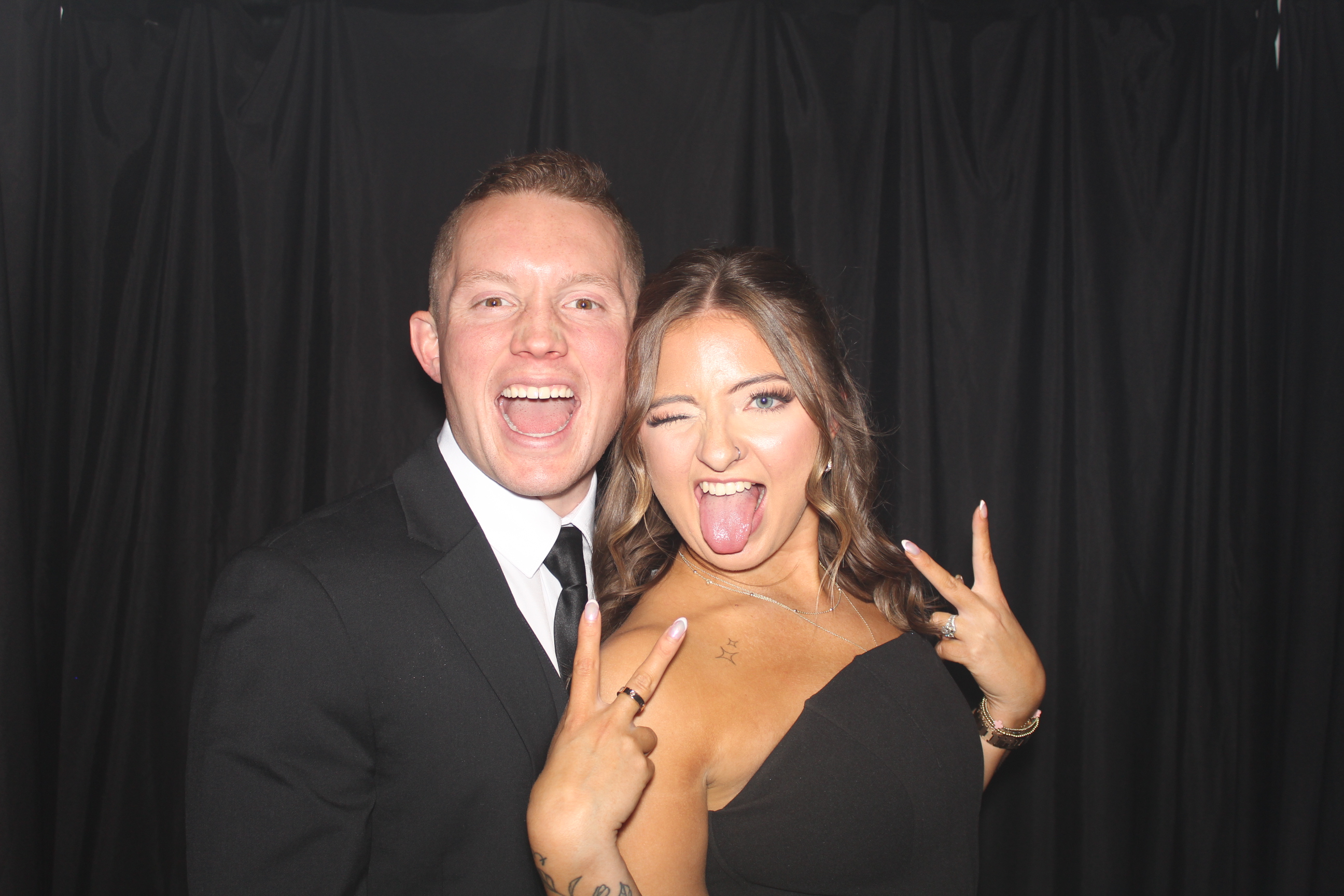 Ashton & Brenna Wedding | View more photos from the event at gallery.photoboothcincy.com/u/PhotoBoothCincy/Ashton-Brenna-Wedding