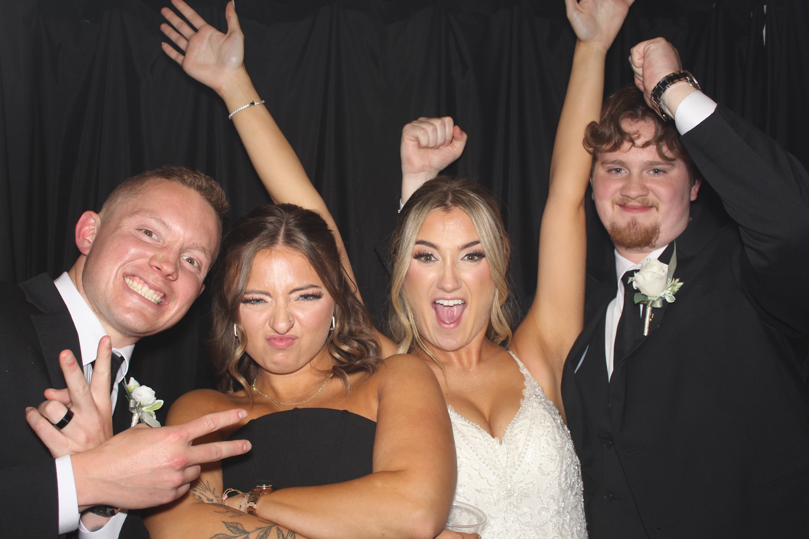 Ashton & Brenna Wedding | View more photos from the event at gallery.photoboothcincy.com/u/PhotoBoothCincy/Ashton-Brenna-Wedding