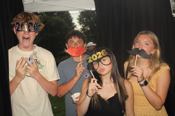 Ava Grad Party | View more photos from the event at gallery.photoboothcincy.com/u/PhotoBoothCincy/Ava-Grad-Party