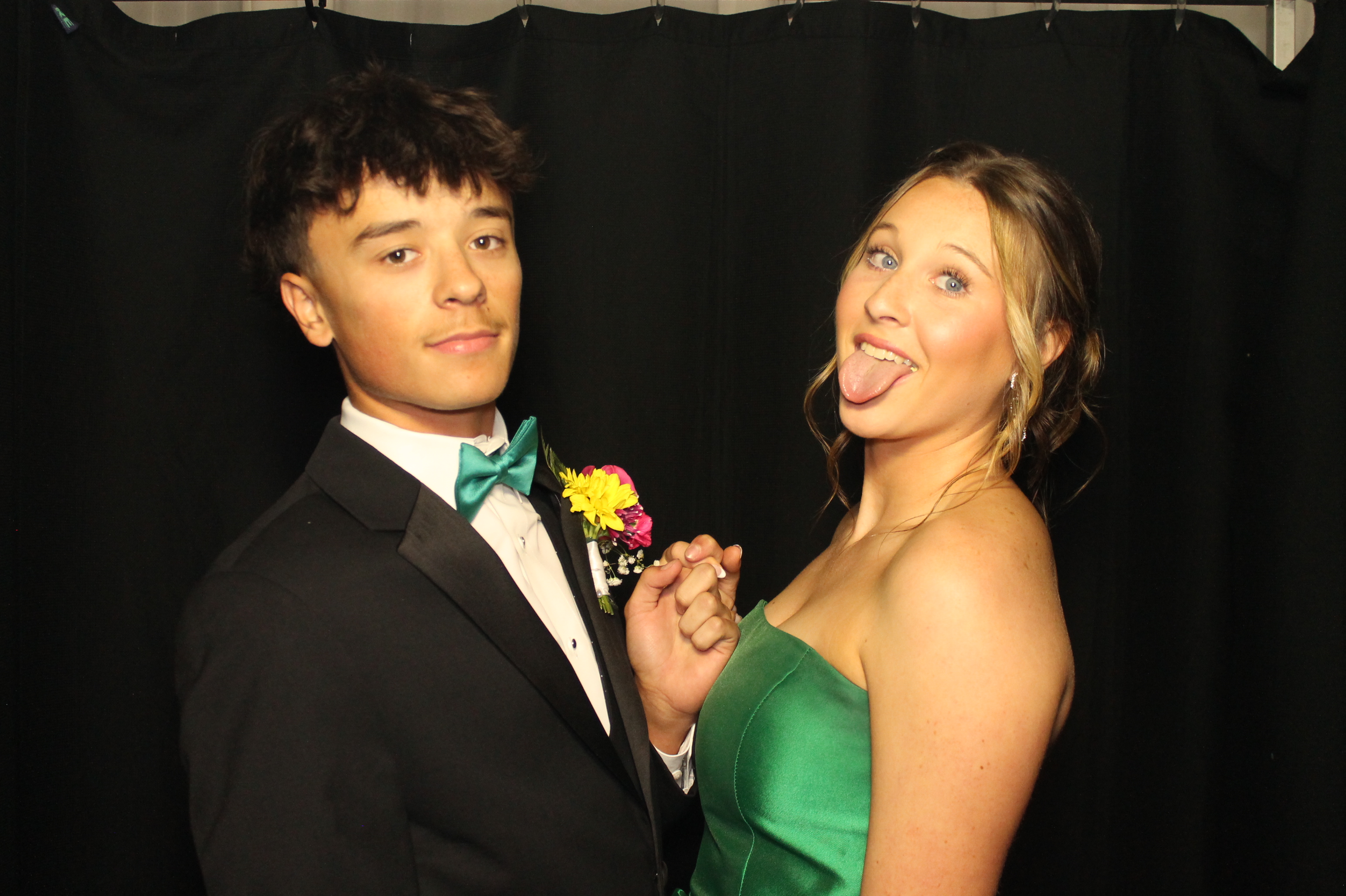 BCHS Prom | View more photos from the event at gallery.photoboothcincy.com/u/PhotoBoothCincy/BCHS-Prom