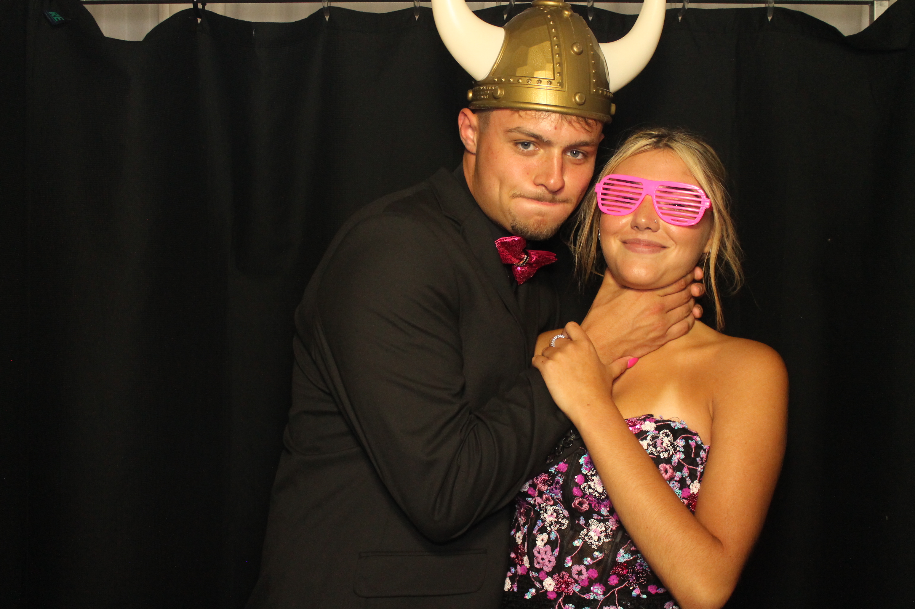 BCHS Prom | View more photos from the event at gallery.photoboothcincy.com/u/PhotoBoothCincy/BCHS-Prom