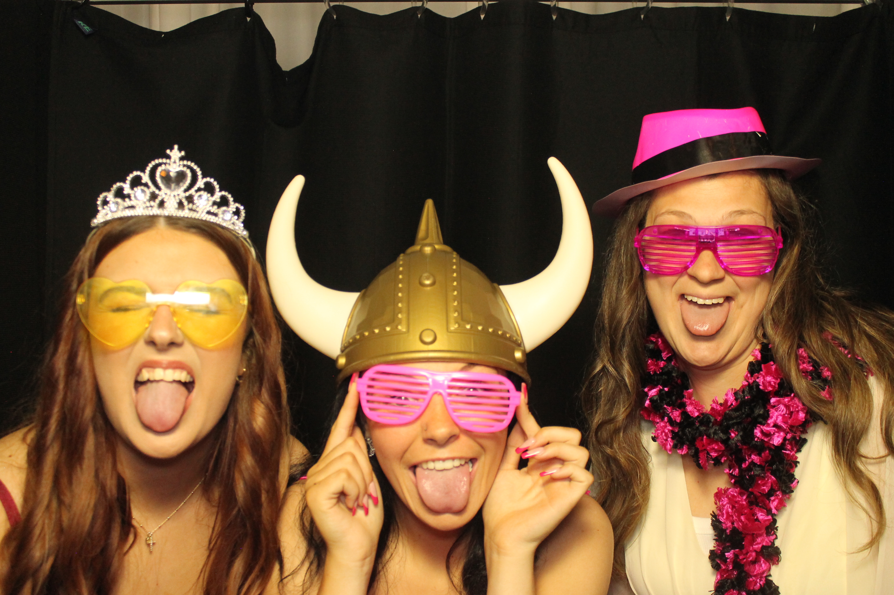 BCHS Prom | View more photos from the event at gallery.photoboothcincy.com/u/PhotoBoothCincy/BCHS-Prom