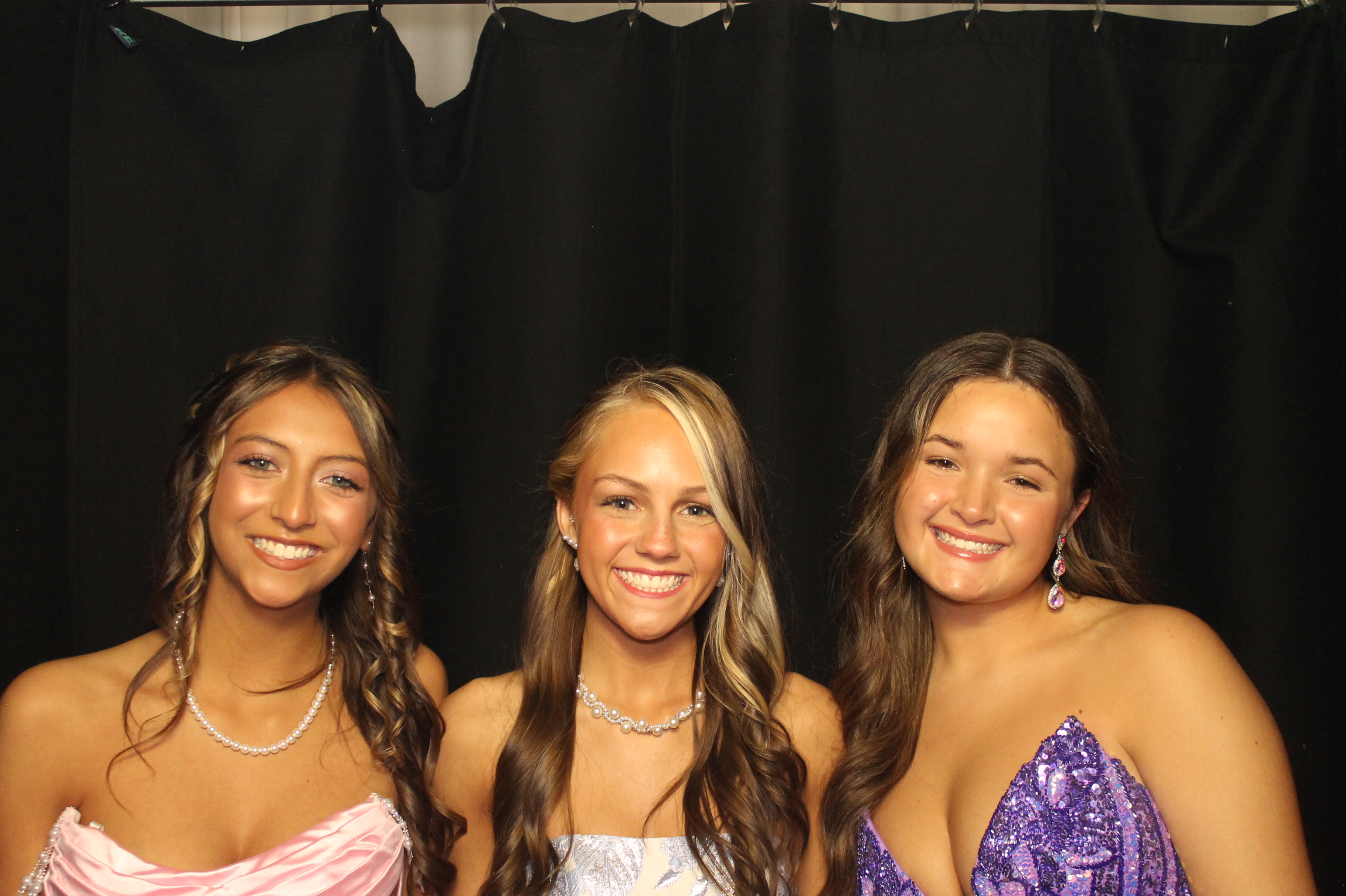 BCHS Prom | View more photos from the event at gallery.photoboothcincy.com/u/PhotoBoothCincy/BCHS-Prom