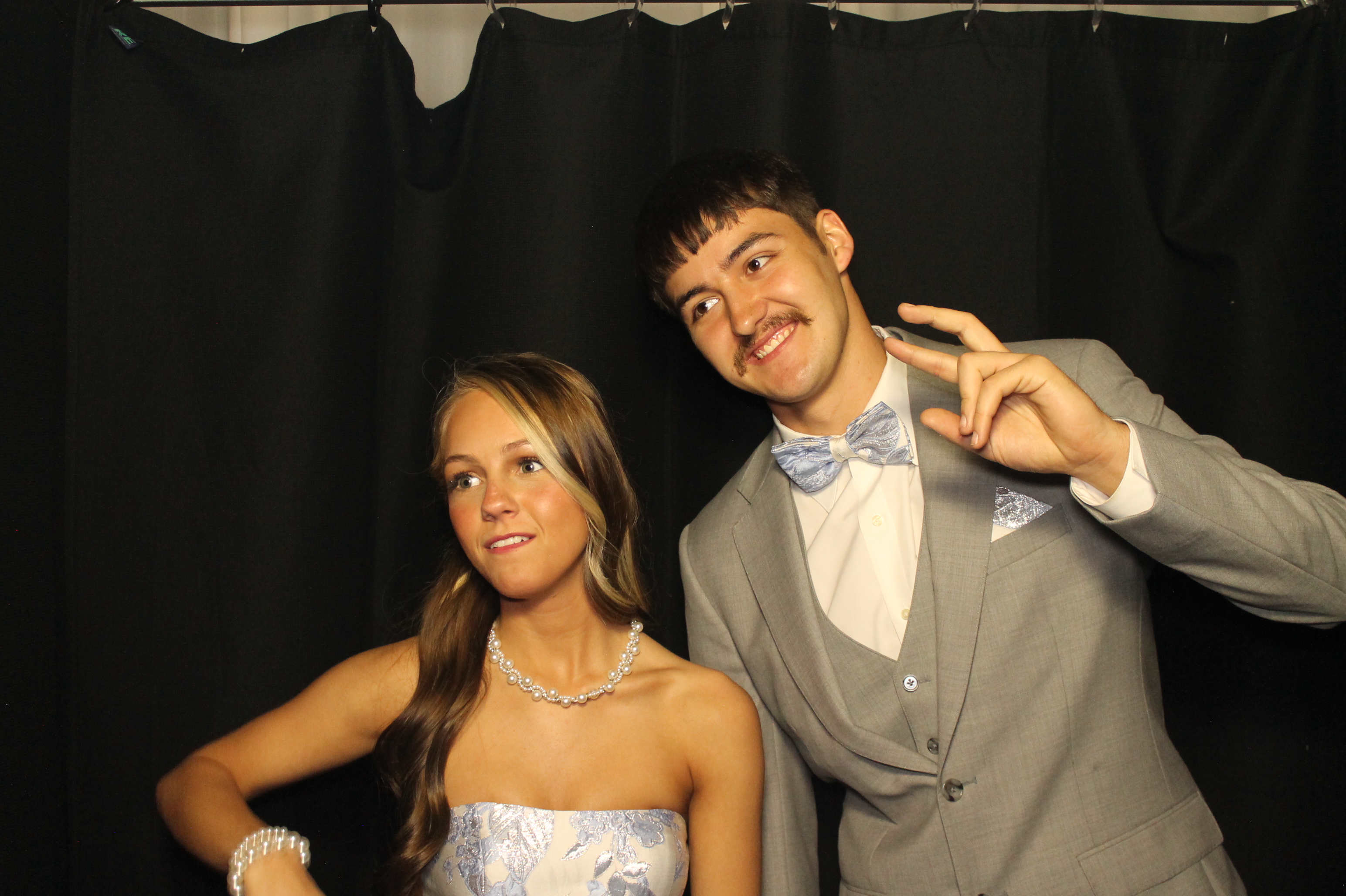 BCHS Prom | View more photos from the event at gallery.photoboothcincy.com/u/PhotoBoothCincy/BCHS-Prom