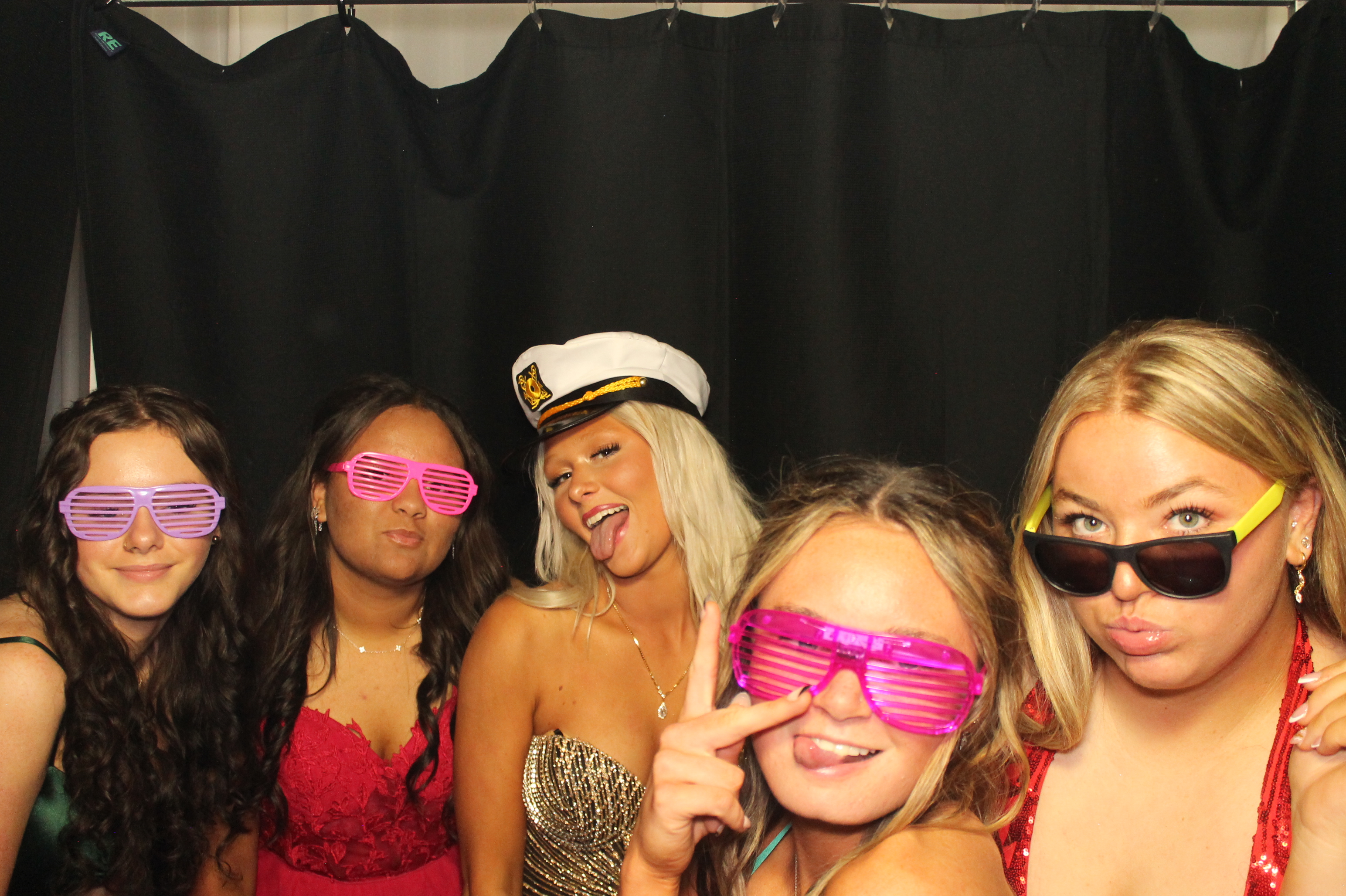 BCHS Prom | View more photos from the event at gallery.photoboothcincy.com/u/PhotoBoothCincy/BCHS-Prom