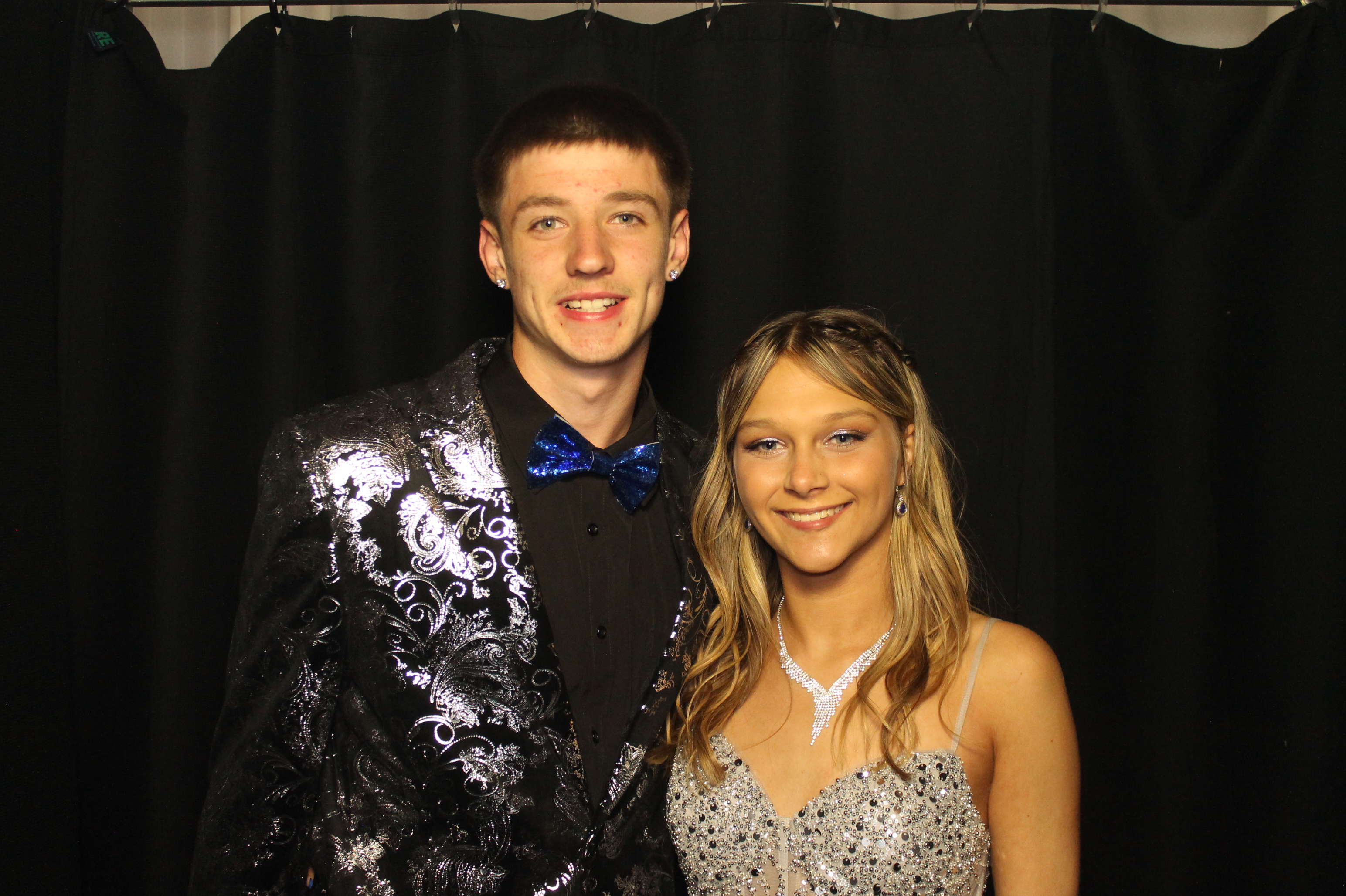 BCHS Prom | View more photos from the event at gallery.photoboothcincy.com/u/PhotoBoothCincy/BCHS-Prom