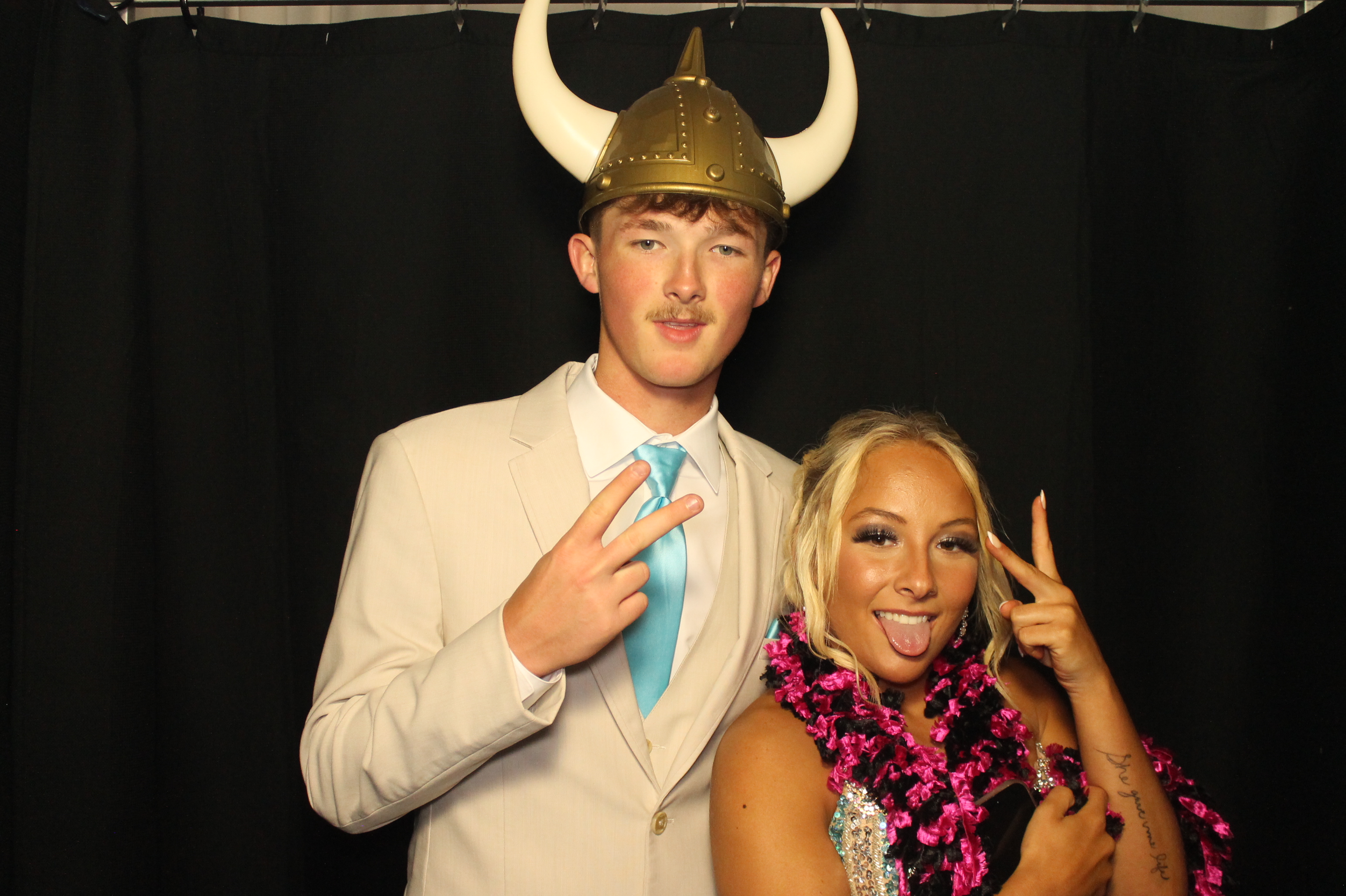 BCHS Prom | View more photos from the event at gallery.photoboothcincy.com/u/PhotoBoothCincy/BCHS-Prom