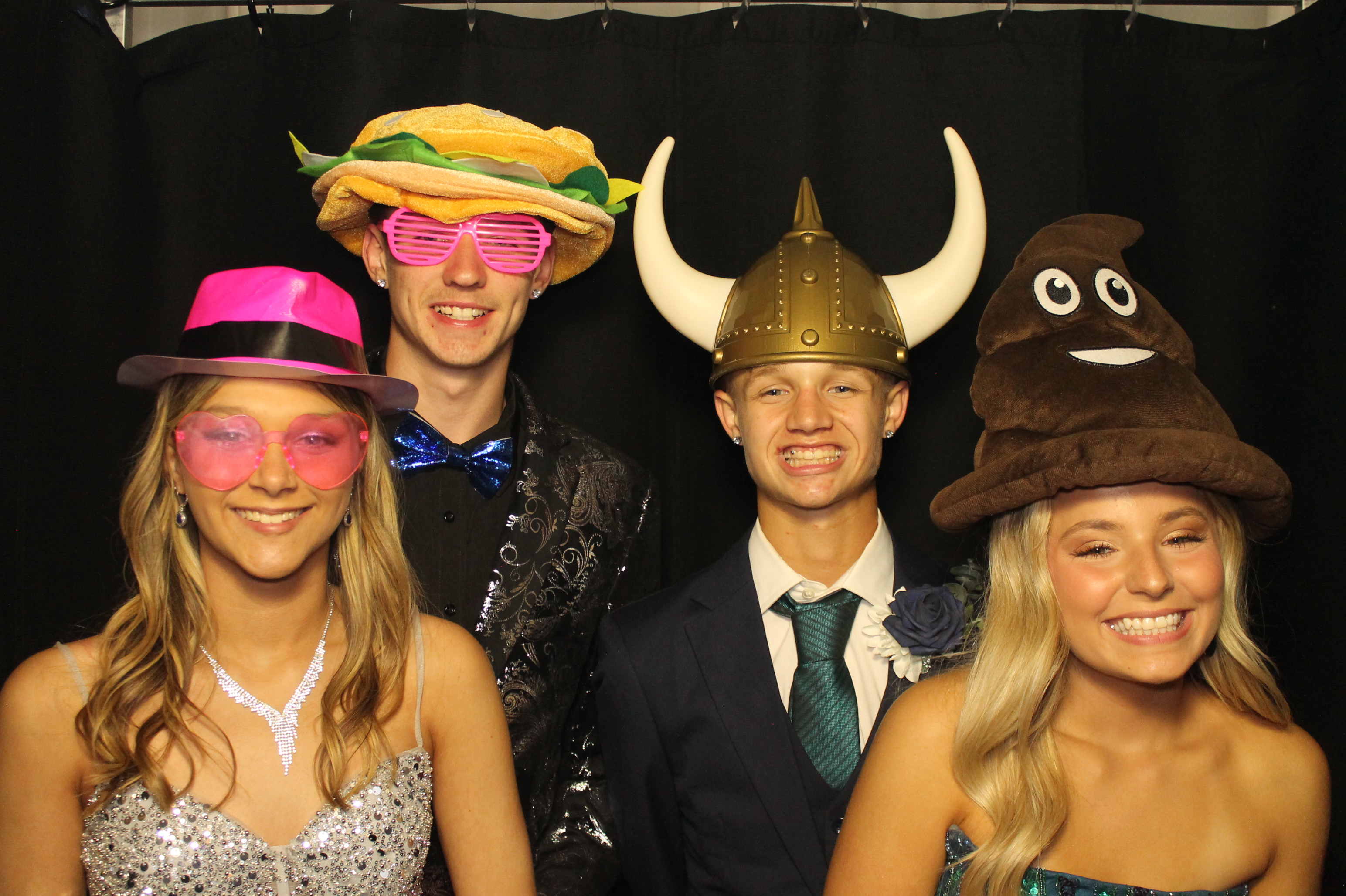 BCHS Prom | View more photos from the event at gallery.photoboothcincy.com/u/PhotoBoothCincy/BCHS-Prom