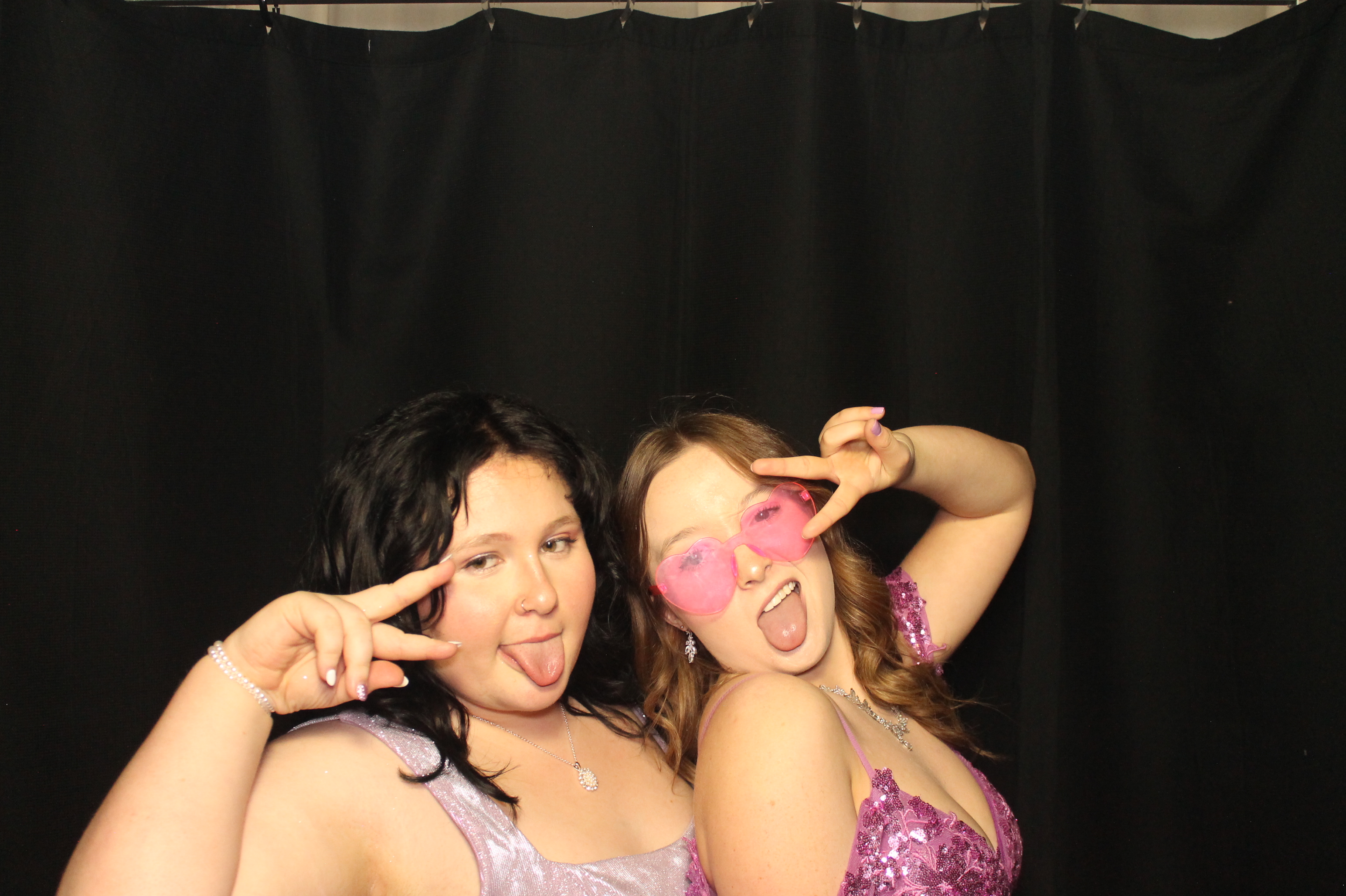 BCHS Prom | View more photos from the event at gallery.photoboothcincy.com/u/PhotoBoothCincy/BCHS-Prom