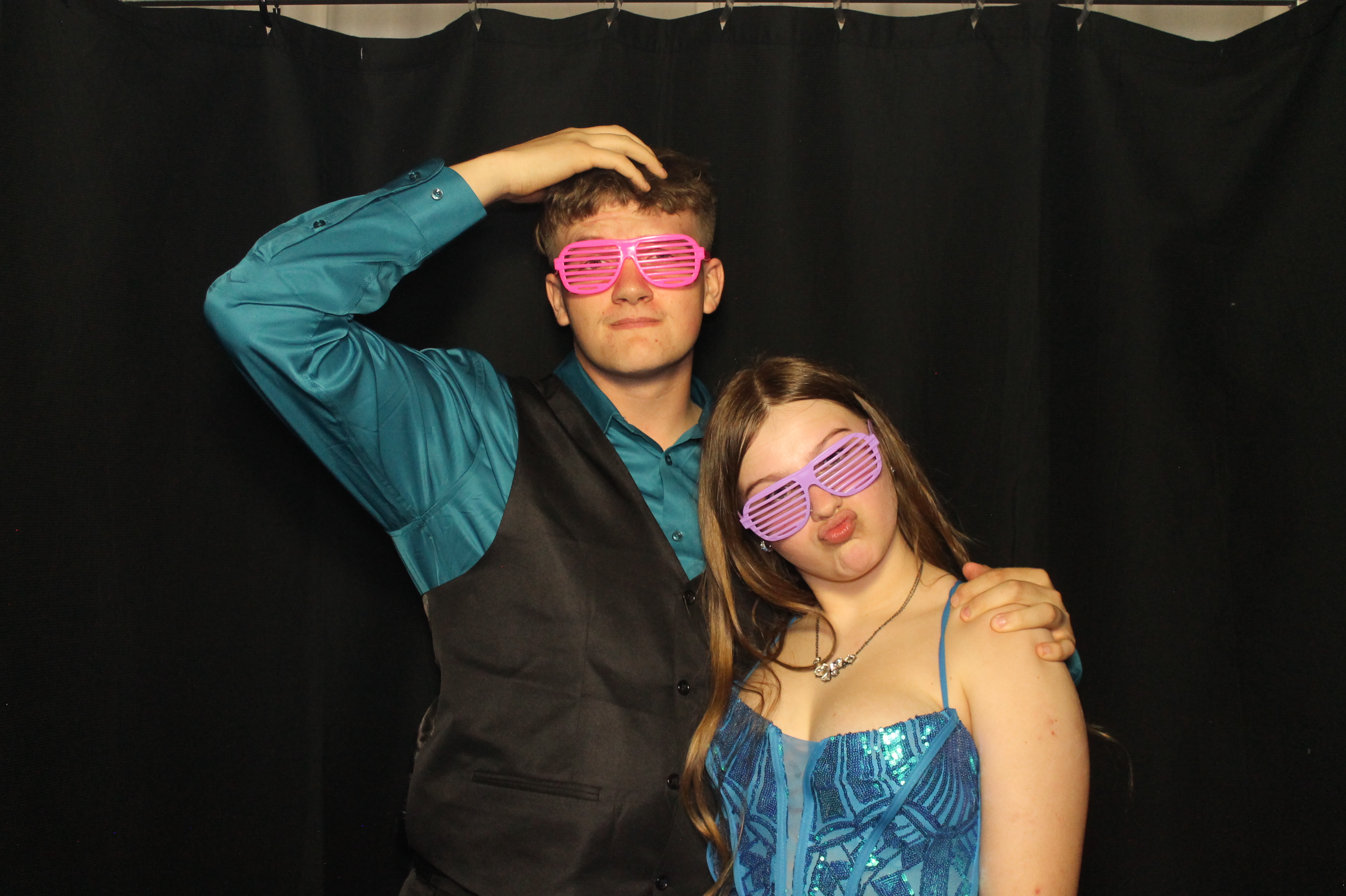 BCHS Prom | View more photos from the event at gallery.photoboothcincy.com/u/PhotoBoothCincy/BCHS-Prom