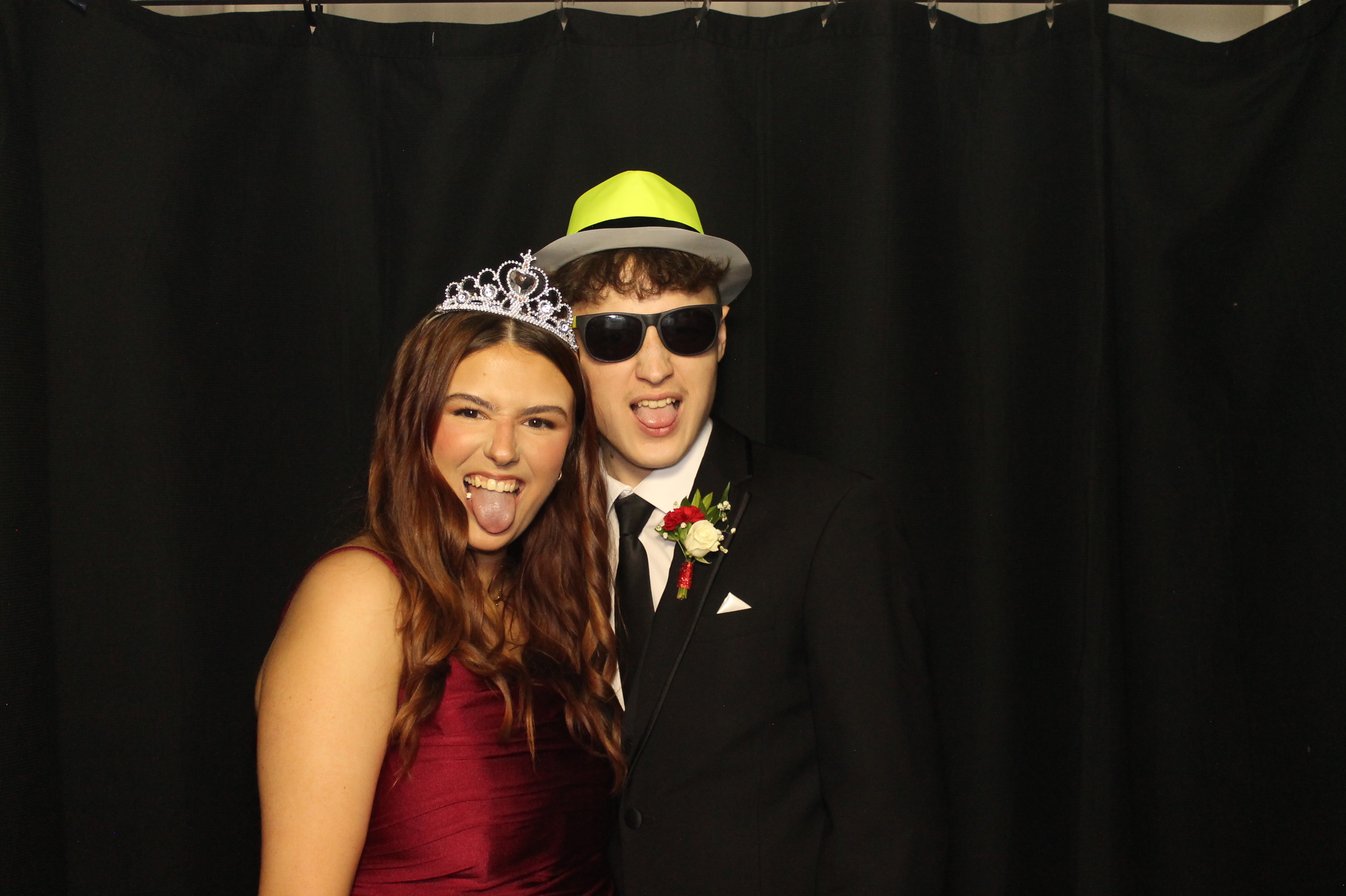 BCHS Prom | View more photos from the event at gallery.photoboothcincy.com/u/PhotoBoothCincy/BCHS-Prom