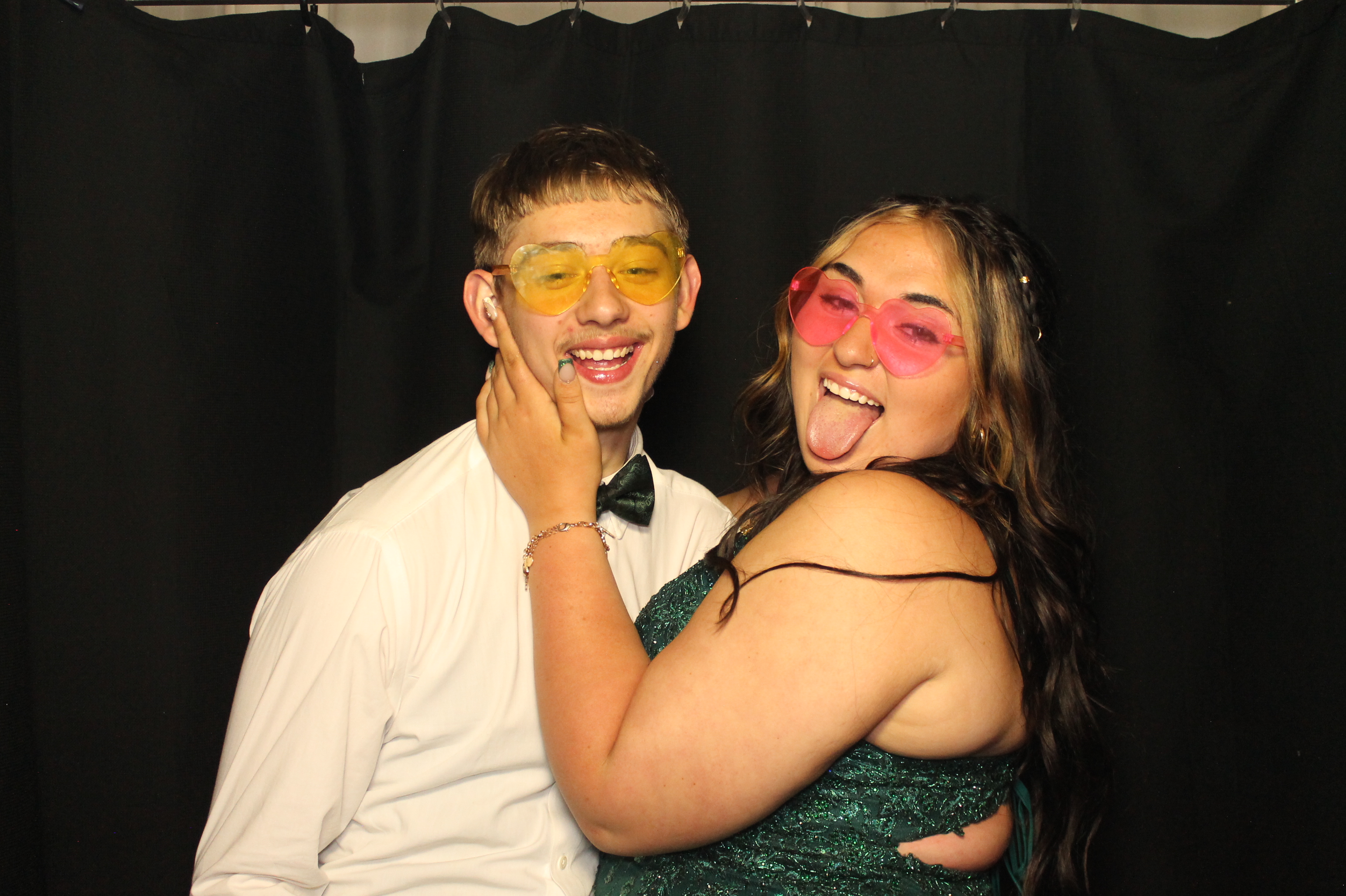 BCHS Prom | View more photos from the event at gallery.photoboothcincy.com/u/PhotoBoothCincy/BCHS-Prom