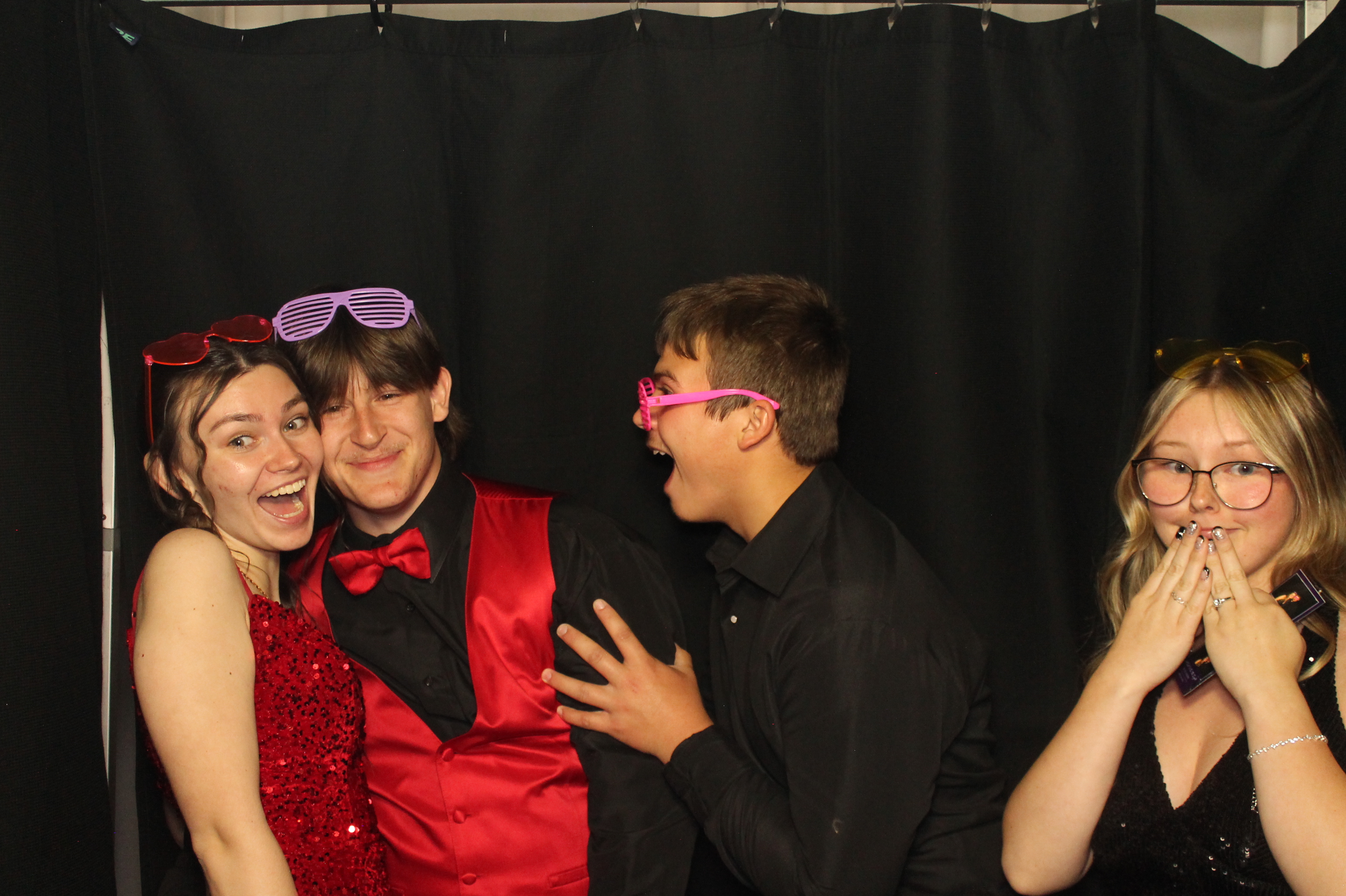 BCHS Prom | View more photos from the event at gallery.photoboothcincy.com/u/PhotoBoothCincy/BCHS-Prom