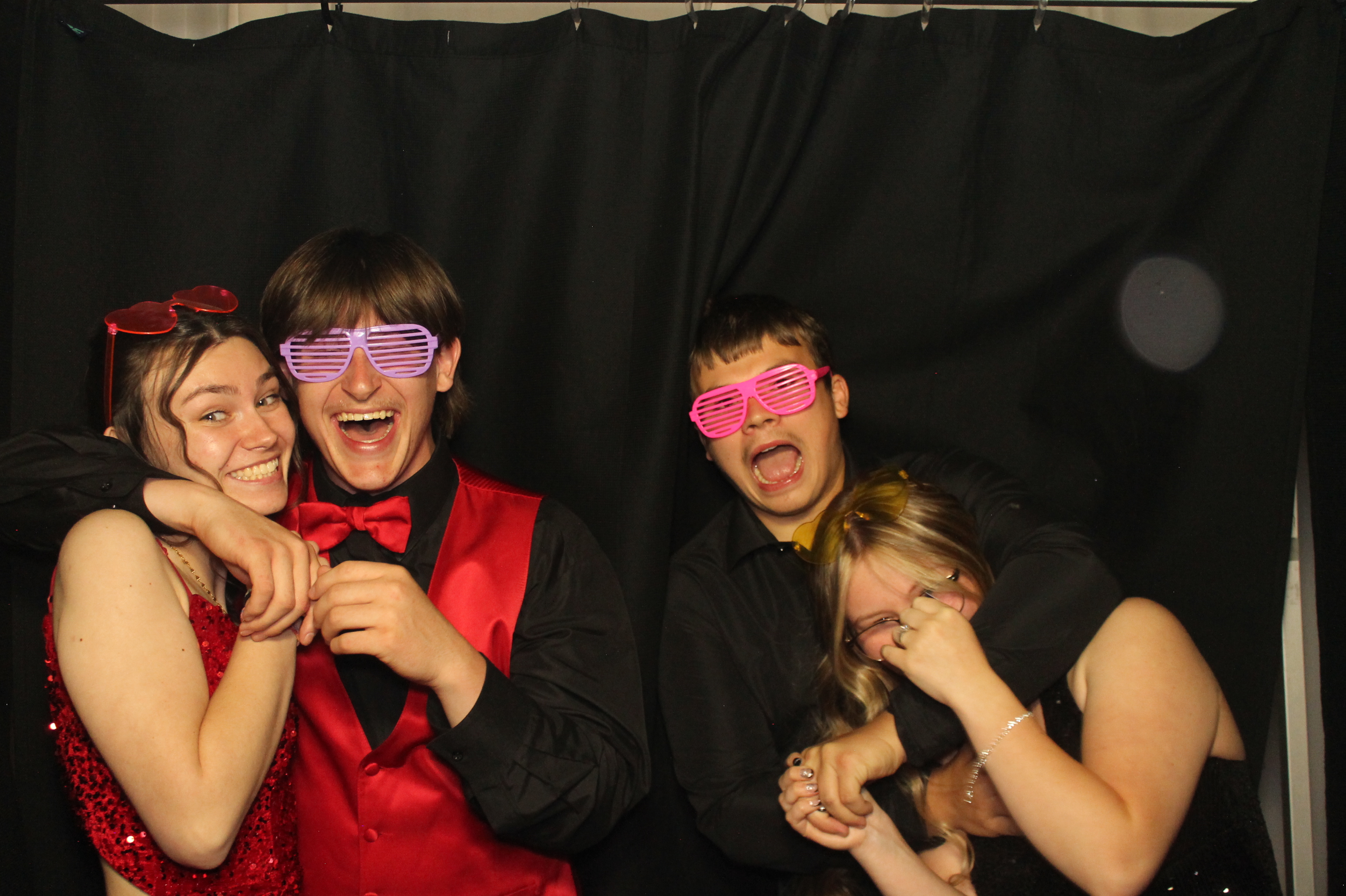 BCHS Prom | View more photos from the event at gallery.photoboothcincy.com/u/PhotoBoothCincy/BCHS-Prom