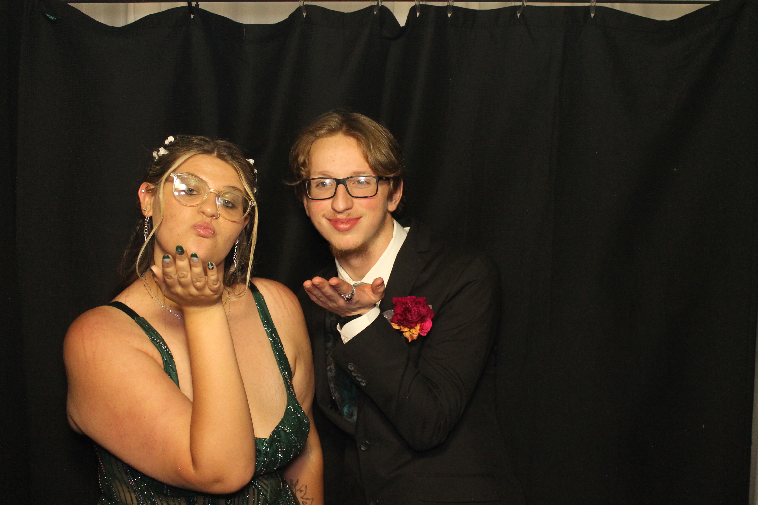 BCHS Prom | View more photos from the event at gallery.photoboothcincy.com/u/PhotoBoothCincy/BCHS-Prom