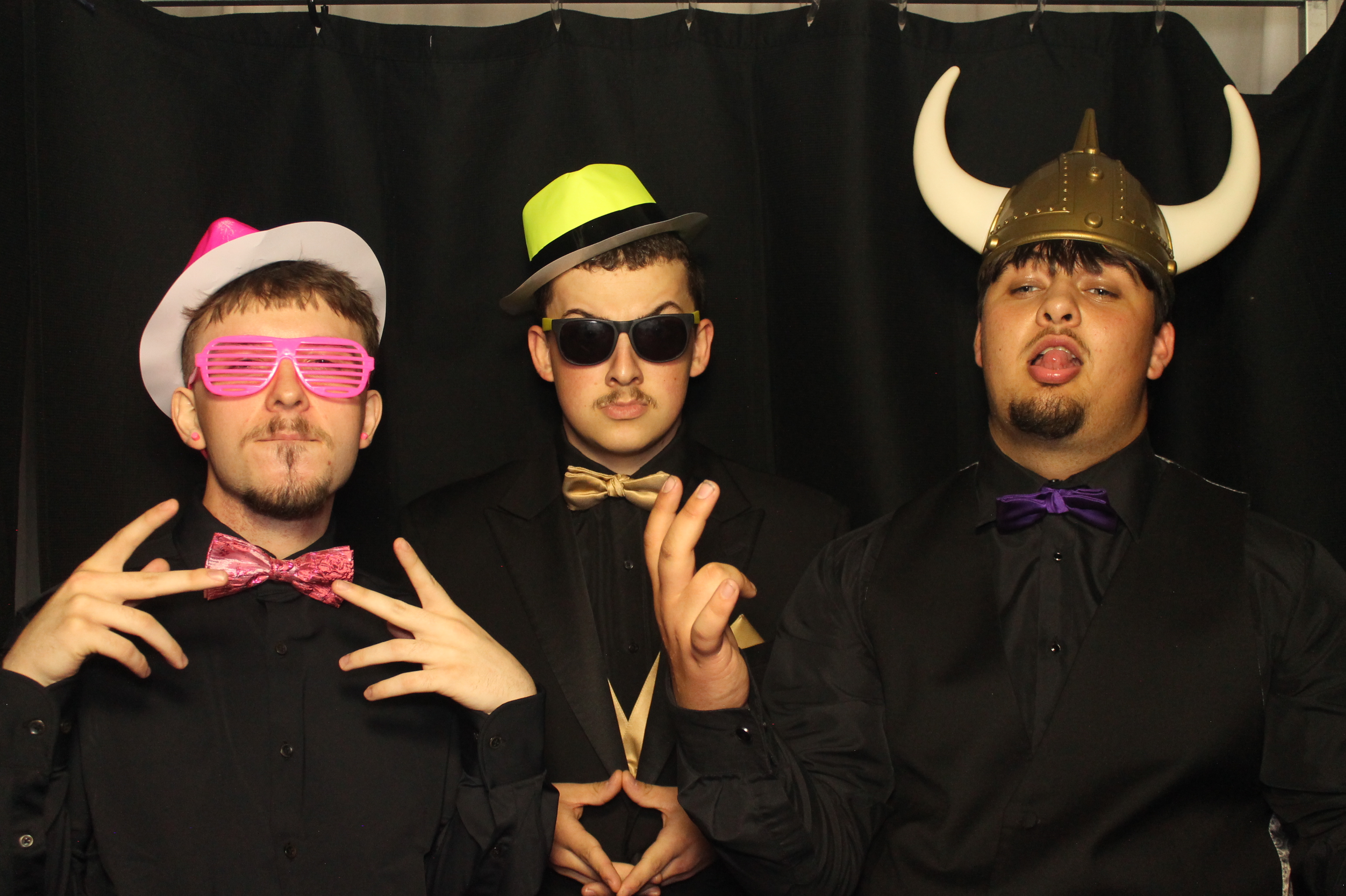 BCHS Prom | View more photos from the event at gallery.photoboothcincy.com/u/PhotoBoothCincy/BCHS-Prom