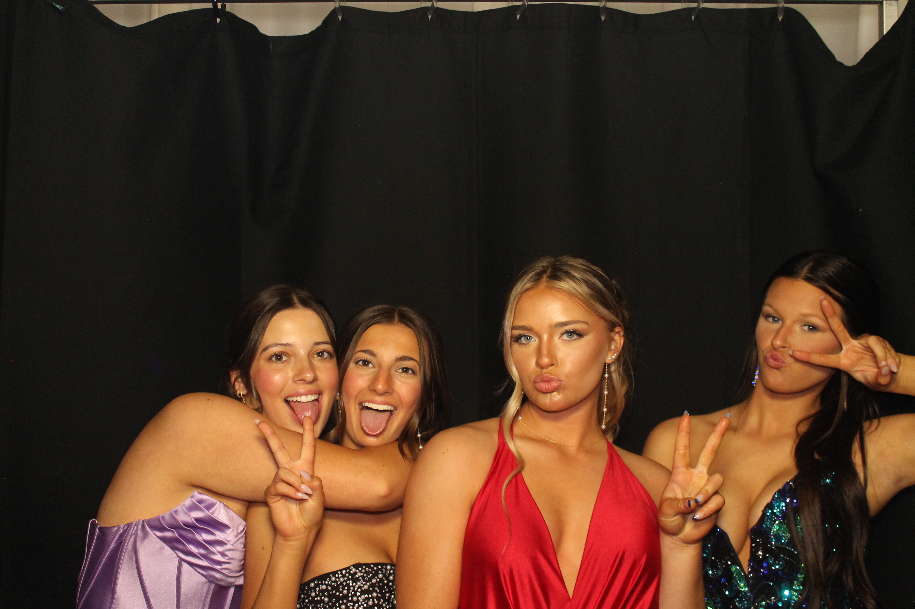 BCHS Prom | View more photos from the event at gallery.photoboothcincy.com/u/PhotoBoothCincy/BCHS-Prom