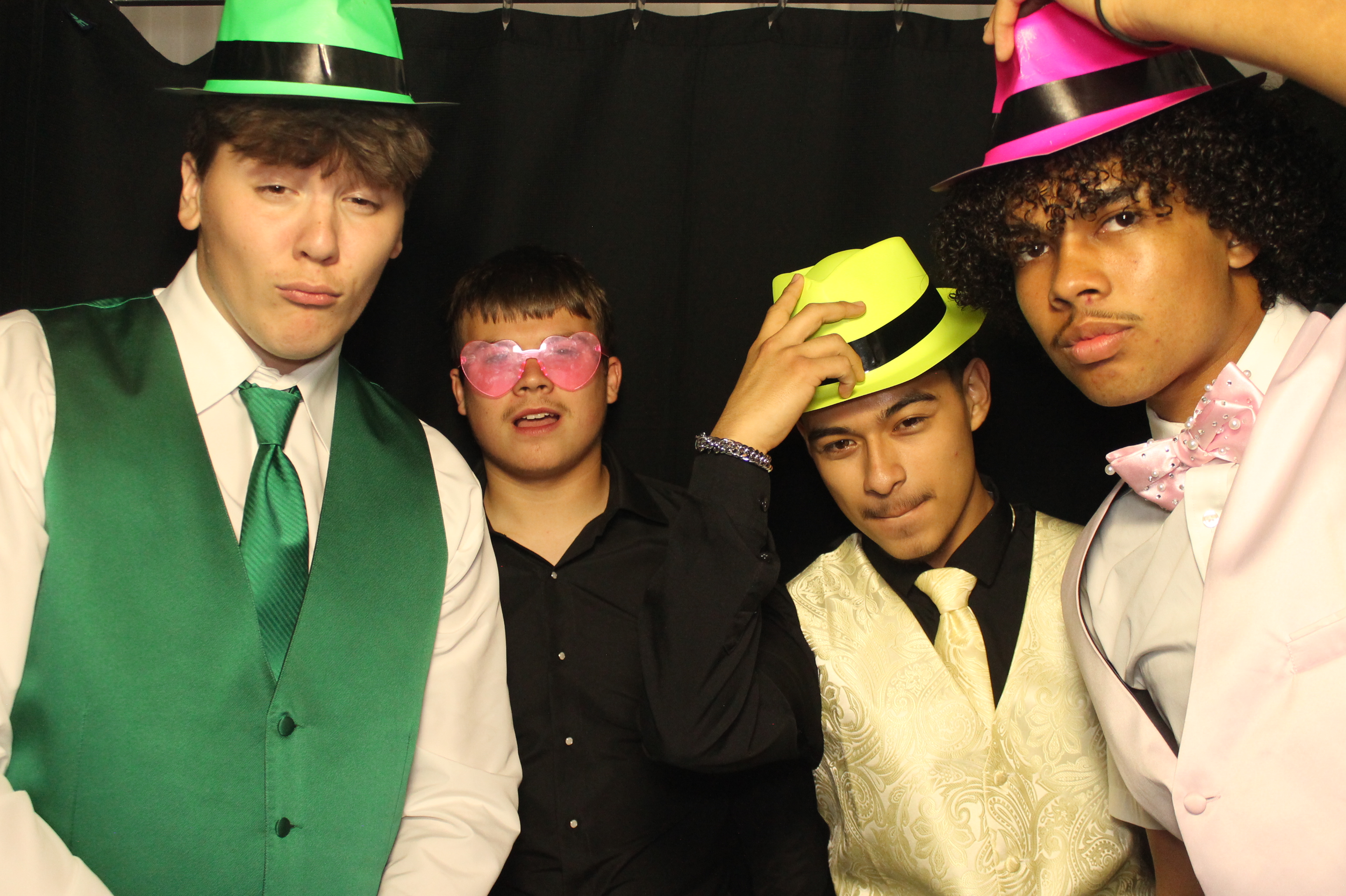 BCHS Prom | View more photos from the event at gallery.photoboothcincy.com/u/PhotoBoothCincy/BCHS-Prom