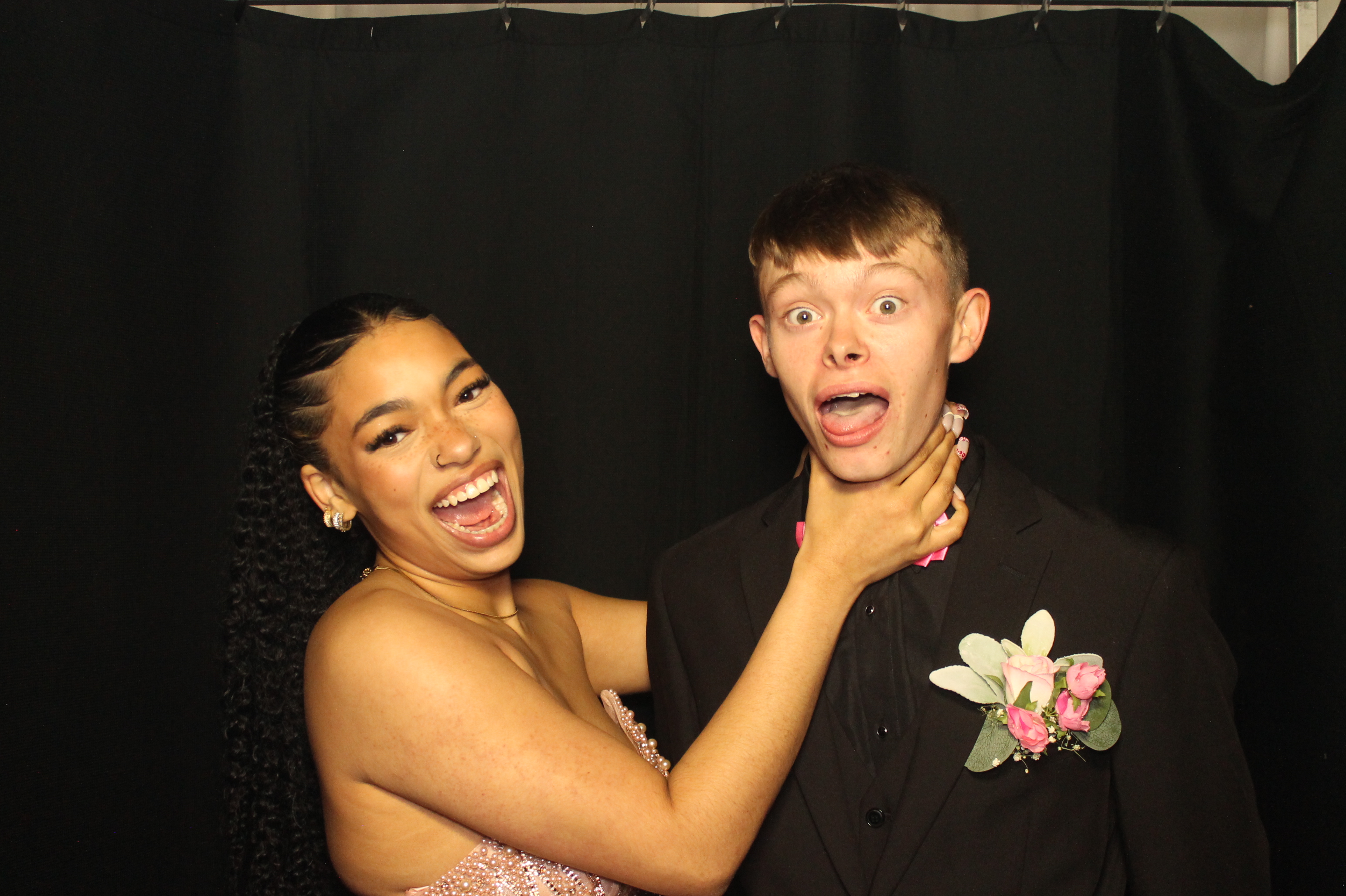 BCHS Prom | View more photos from the event at gallery.photoboothcincy.com/u/PhotoBoothCincy/BCHS-Prom