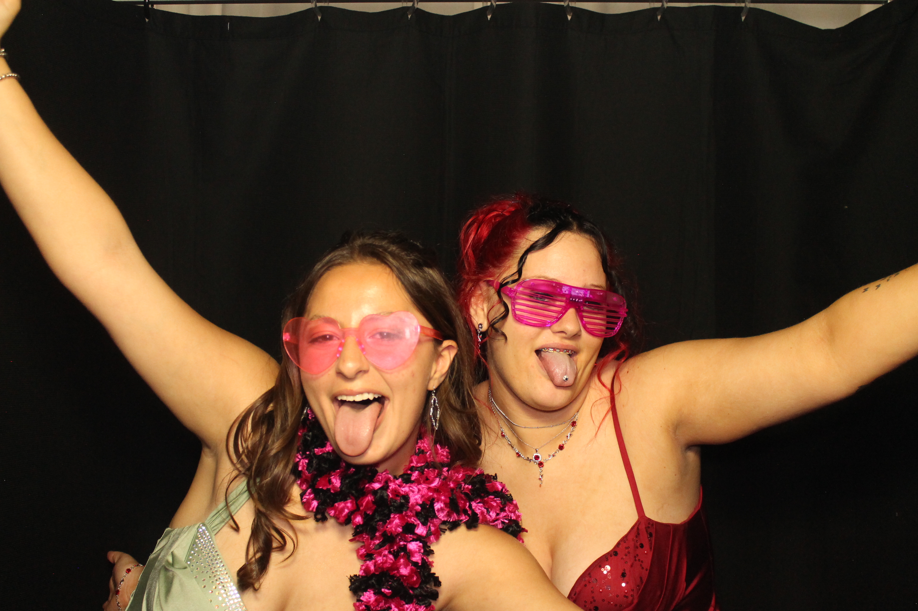 BCHS Prom | View more photos from the event at gallery.photoboothcincy.com/u/PhotoBoothCincy/BCHS-Prom