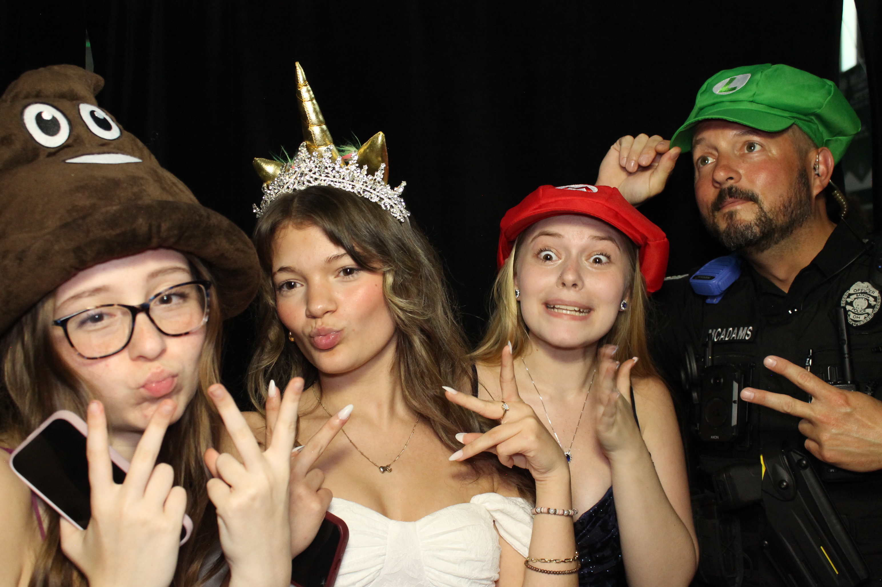 BHS Homecoming | View more photos from the event at gallery.photoboothcincy.com/u/PhotoBoothCincy/BHS-Homecoming