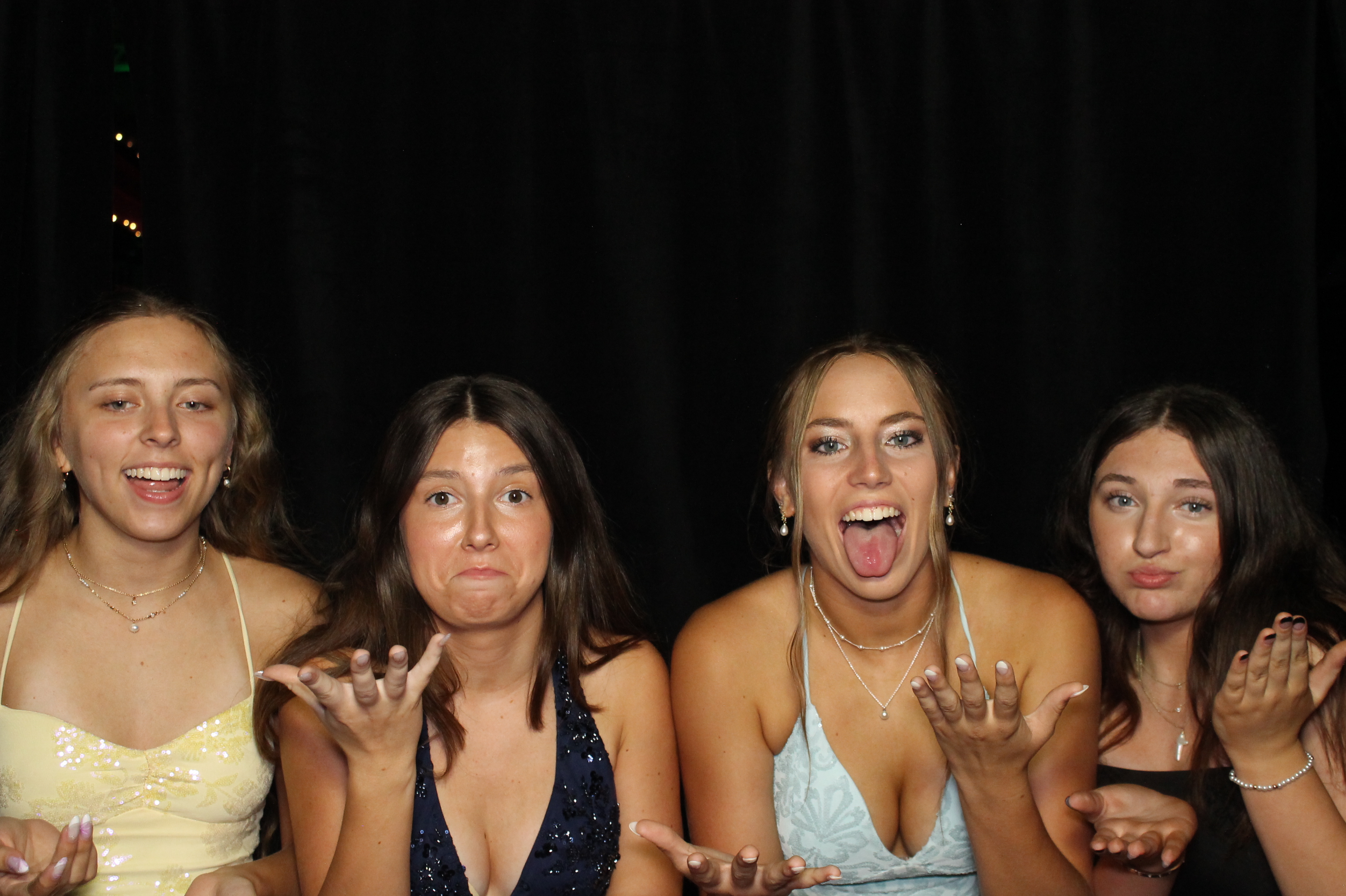 BHS Homecoming | View more photos from the event at gallery.photoboothcincy.com/u/PhotoBoothCincy/BHS-Homecoming