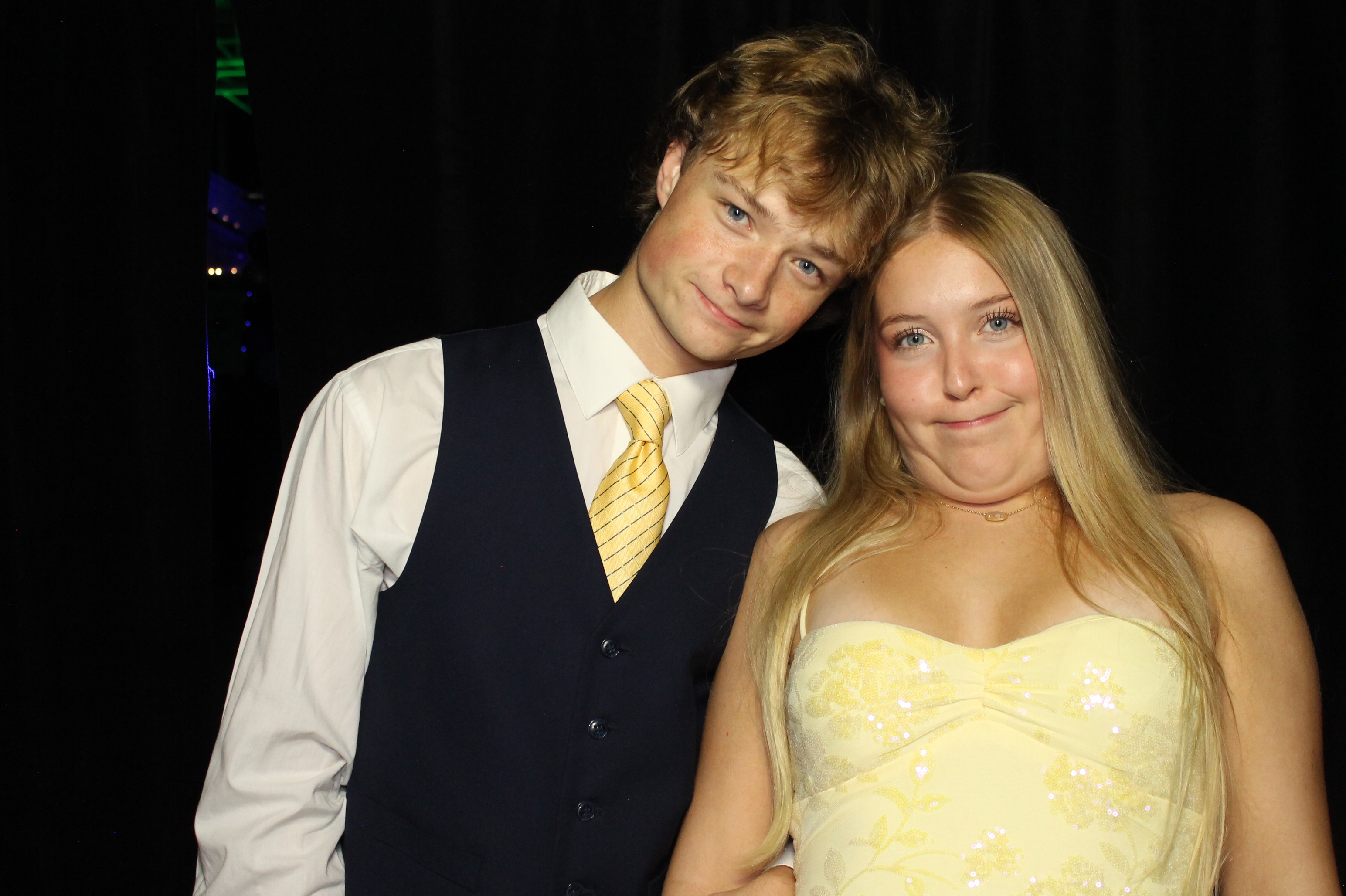 BHS Homecoming | View more photos from the event at gallery.photoboothcincy.com/u/PhotoBoothCincy/BHS-Homecoming