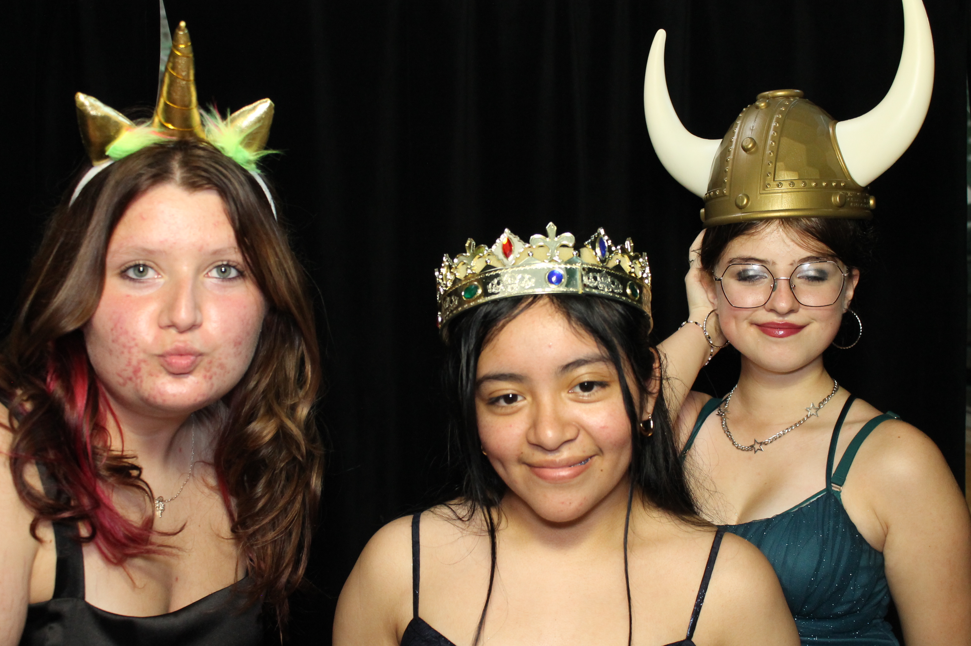 Batavia Homecoming | View more photos from the event at gallery.photoboothcincy.com/u/PhotoBoothCincy/Batavia-Homecoming