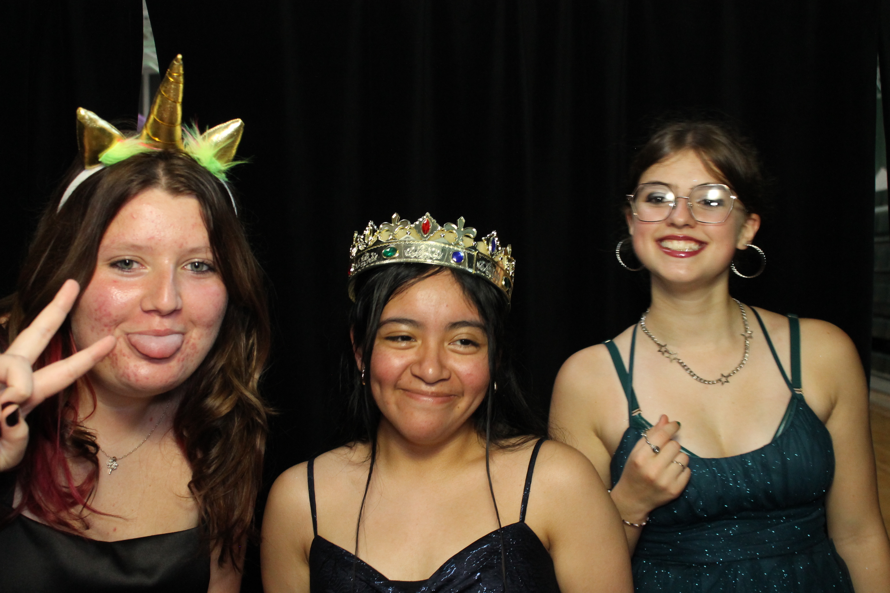 Batavia Homecoming | View more photos from the event at gallery.photoboothcincy.com/u/PhotoBoothCincy/Batavia-Homecoming
