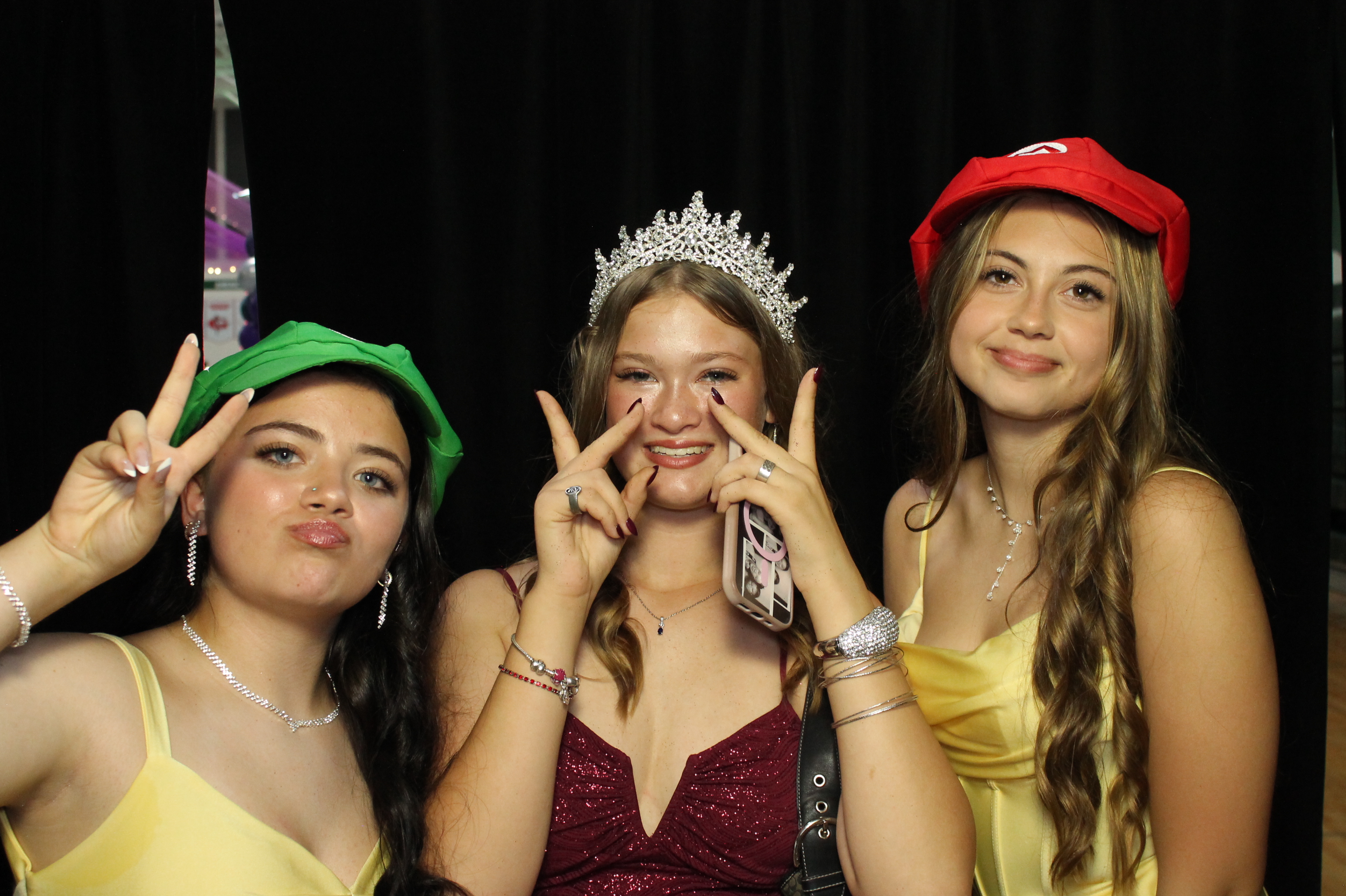 Batavia Homecoming | View more photos from the event at gallery.photoboothcincy.com/u/PhotoBoothCincy/Batavia-Homecoming