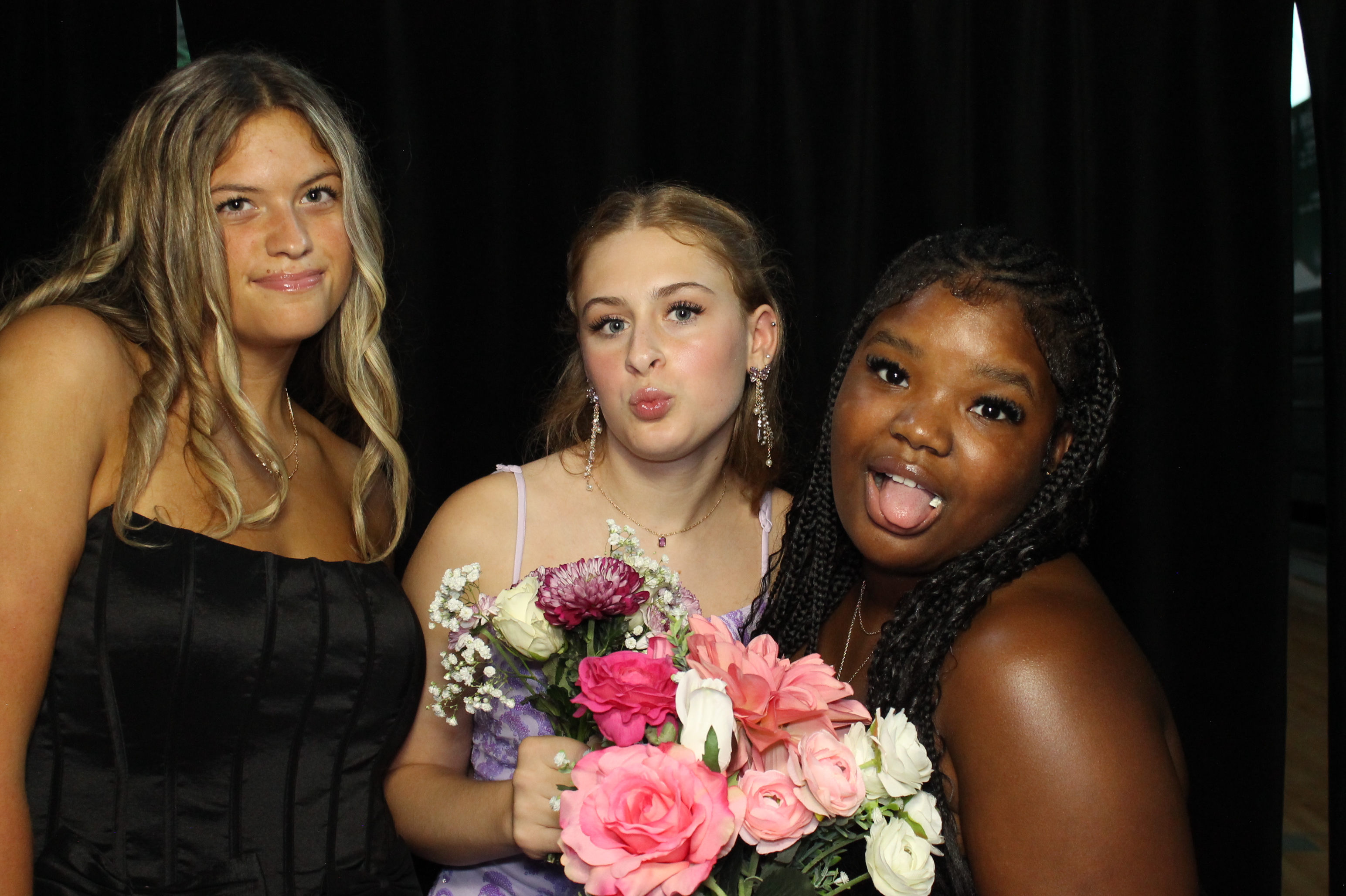 Batavia Homecoming | View more photos from the event at gallery.photoboothcincy.com/u/PhotoBoothCincy/Batavia-Homecoming