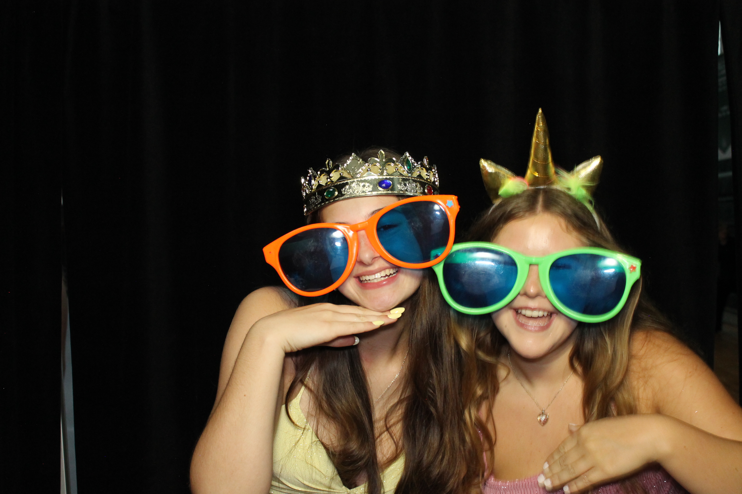 Batavia Homecoming | View more photos from the event at gallery.photoboothcincy.com/u/PhotoBoothCincy/Batavia-Homecoming